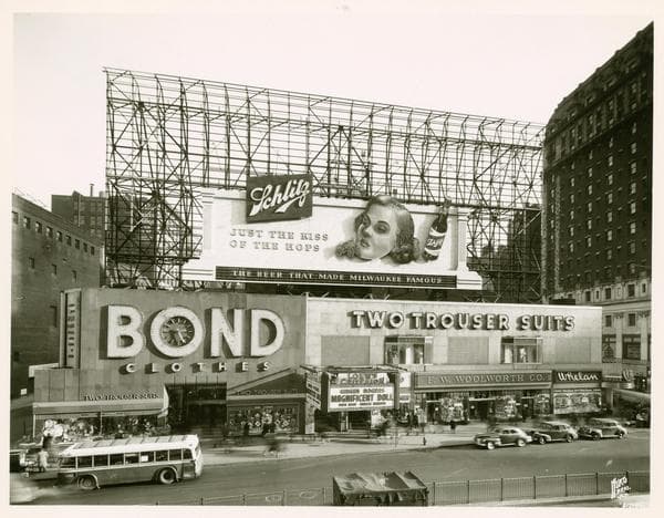 1560 Broadway (West 46th Street - West 47th Street)