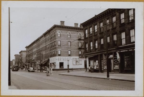 Brooklyn: 5th Avenue - St. Mark's Place, 1941–1942