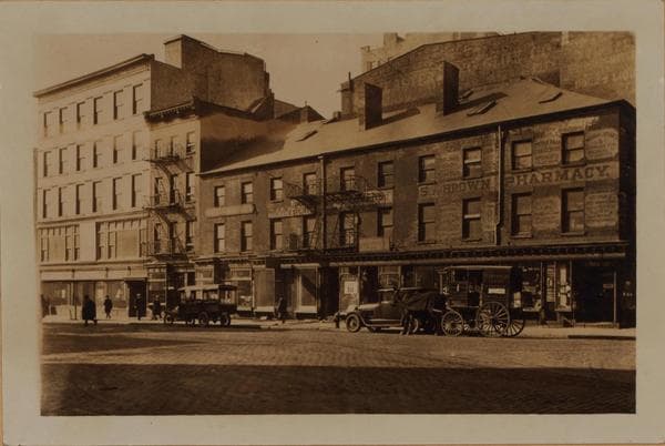 Manhattan: Fulton Street - Water Street, 1923–1931