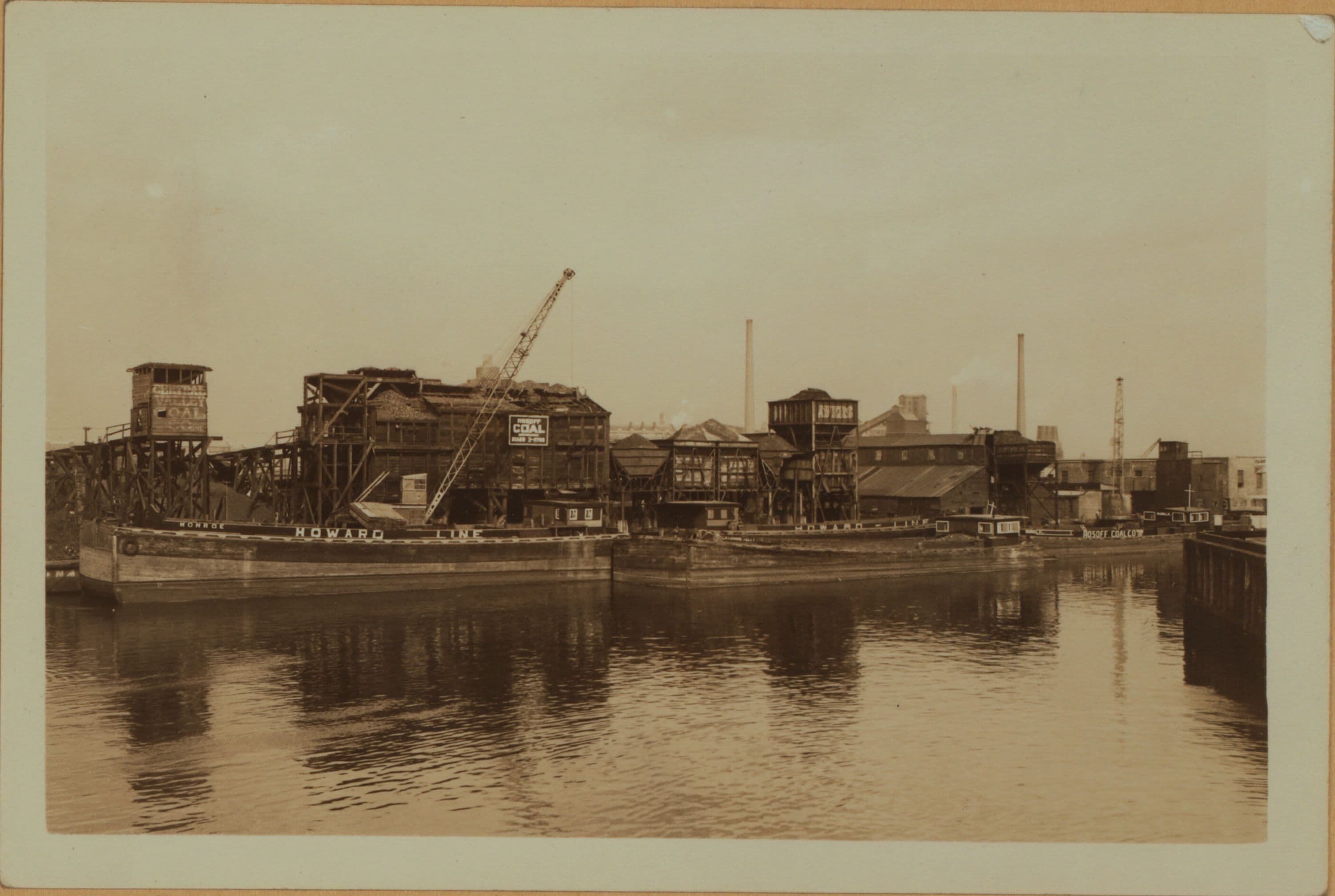 English Kills - Brooklyn - North bank - [Rosoff Coal and Fuel Corporation.], 1934