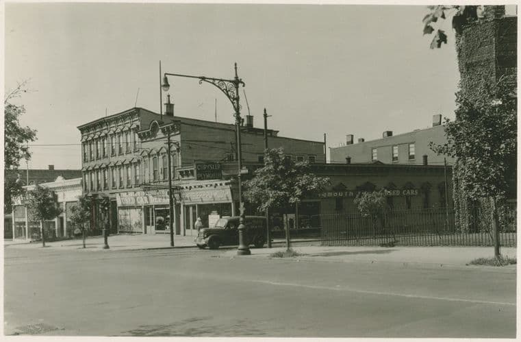 Bushwick Avenue - Cooper Street, northwest corner, 1941-08-03