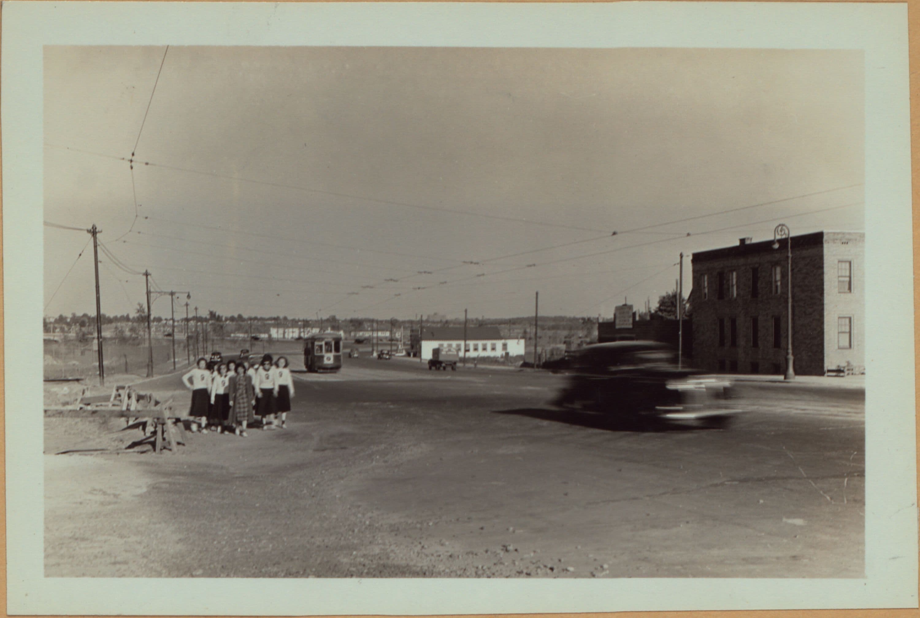 Queens: Corona Avenue - 111th Street