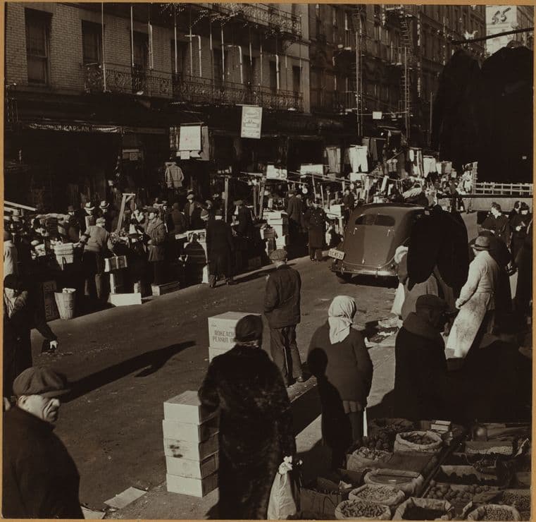 Occupations - Peddlers - Foodstuffs and Clothing.