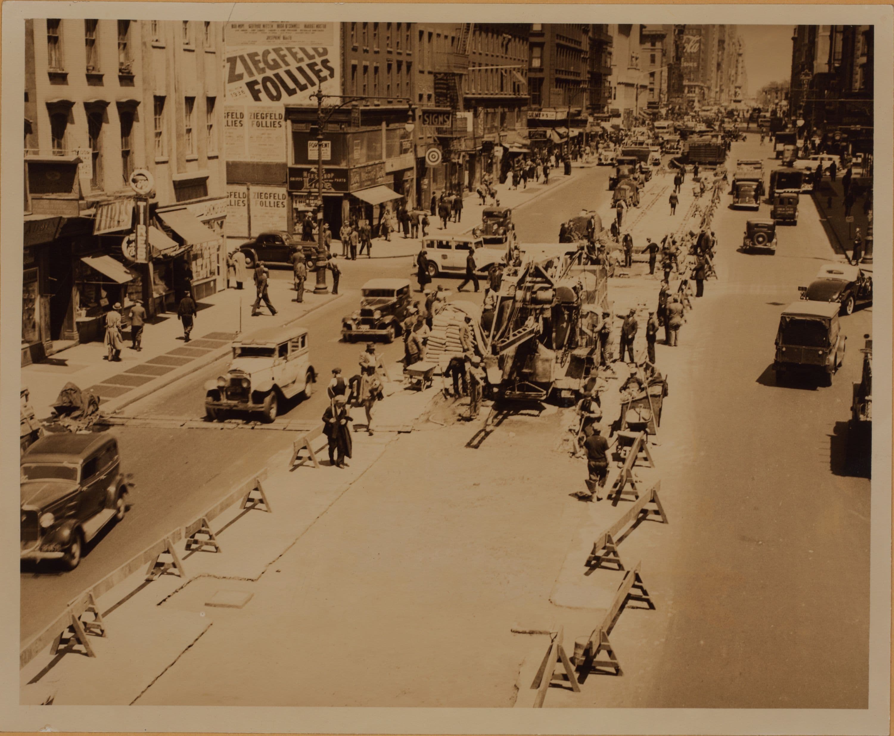 Manhattan: 8th Avenue - 54th Street (West)