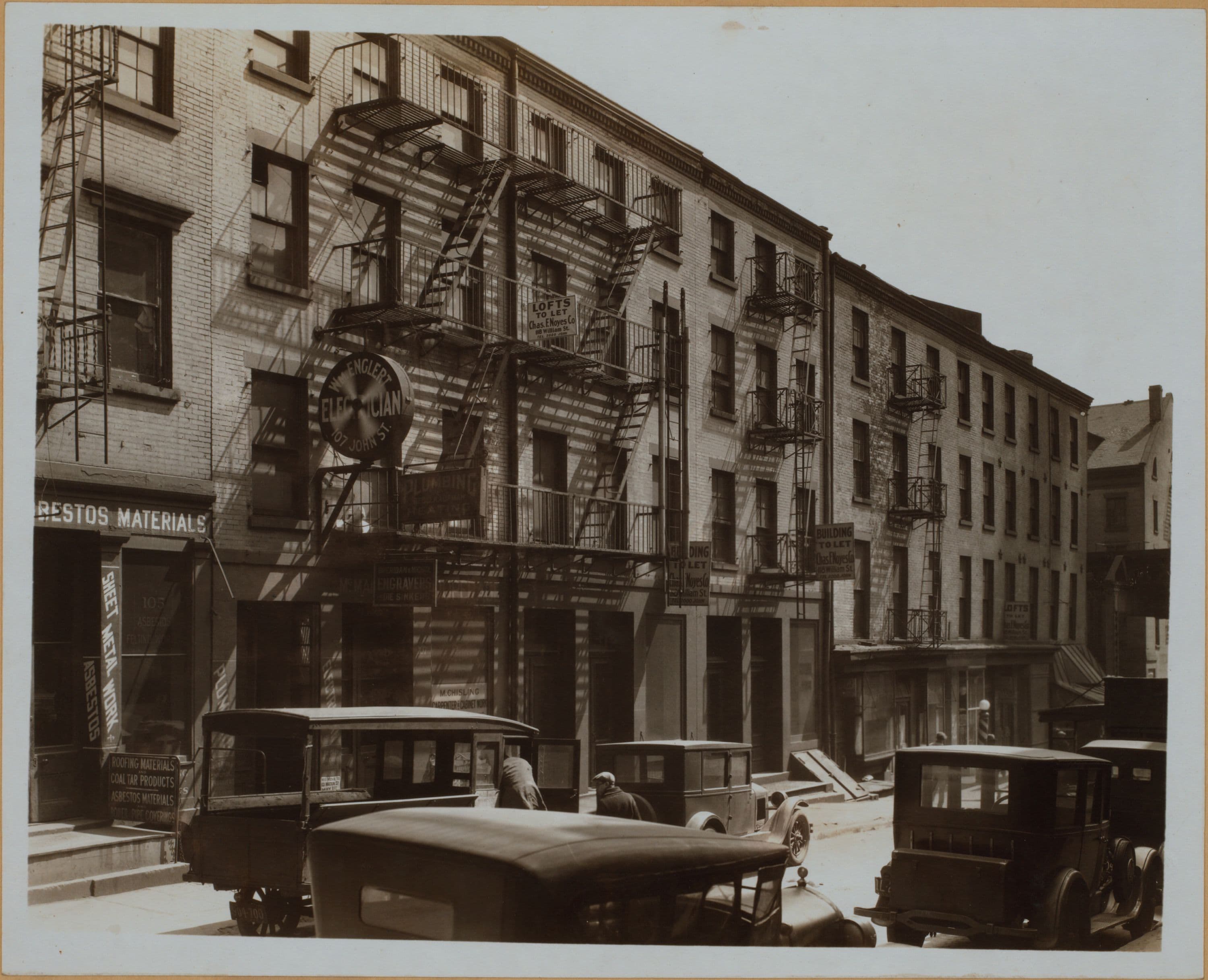Manhattan: John Street - Cliff Street