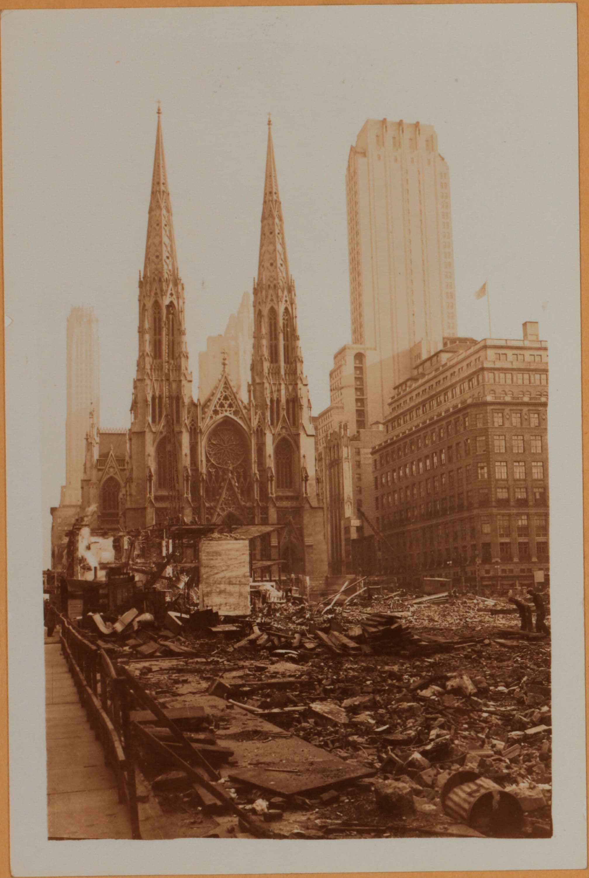 Manhattan: 51st Street (West) - 6th Avenue