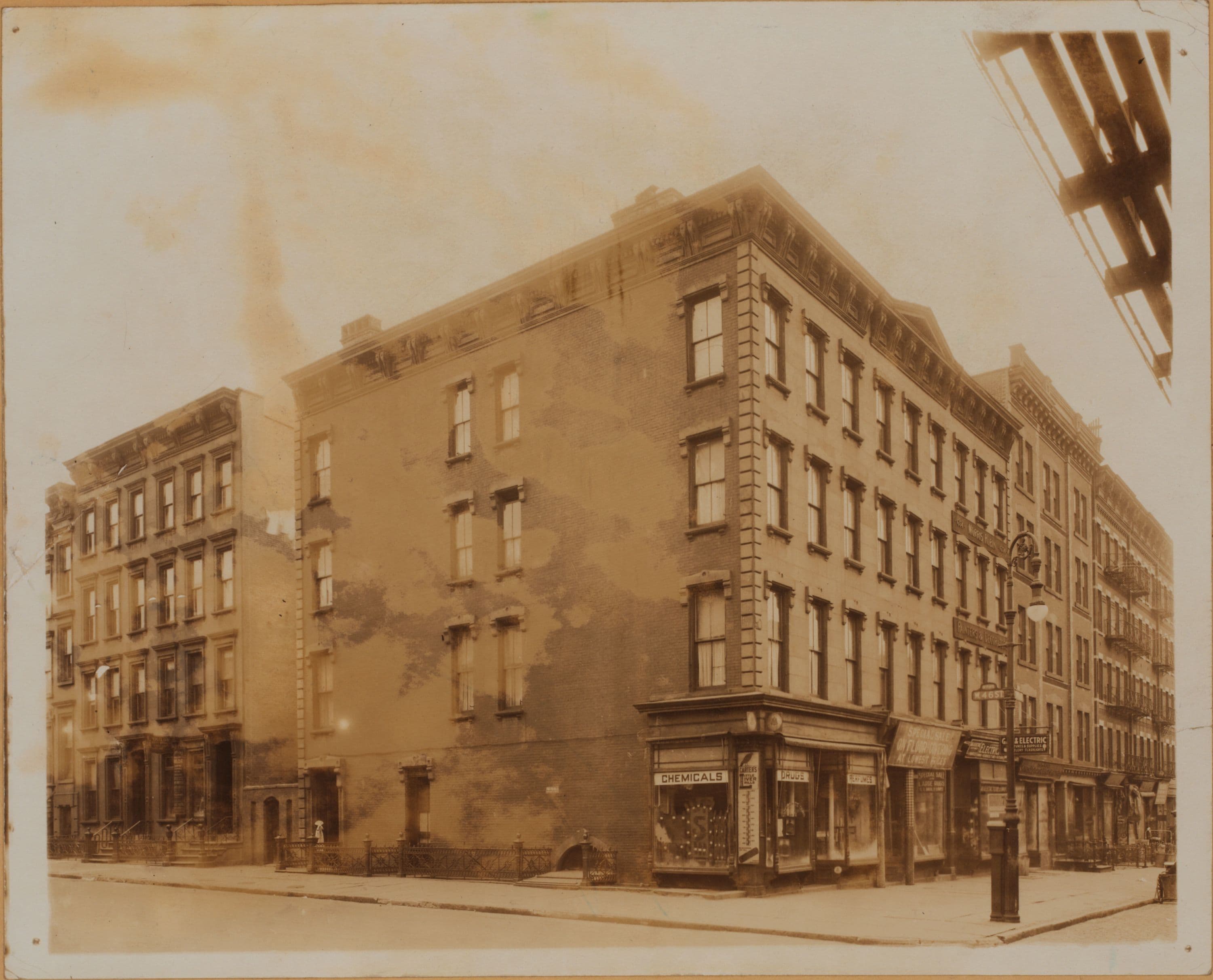 Manhattan: 9th Avenue - 46th Street