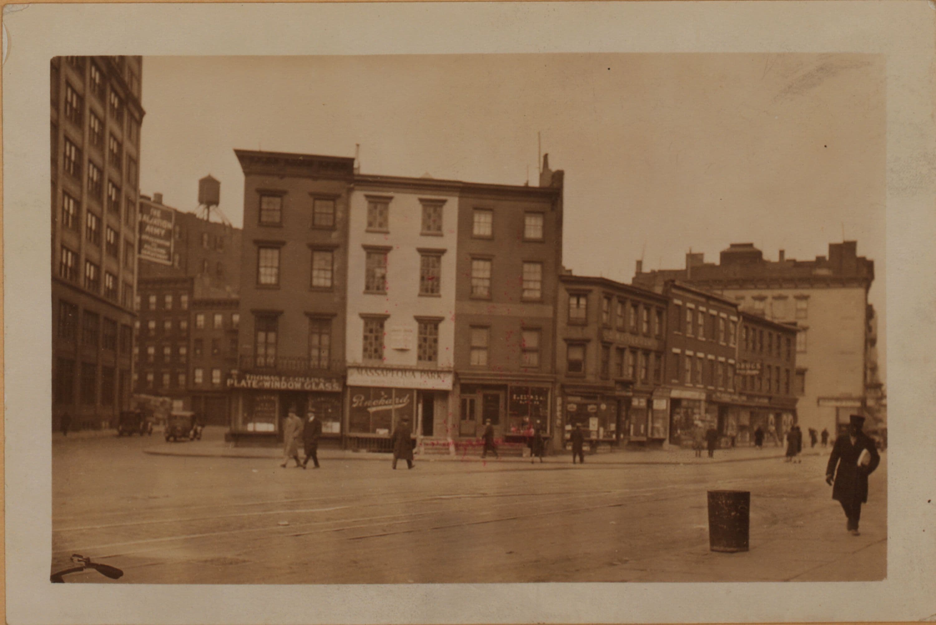 Manhattan: 8th Avenue - 4th Street (West)