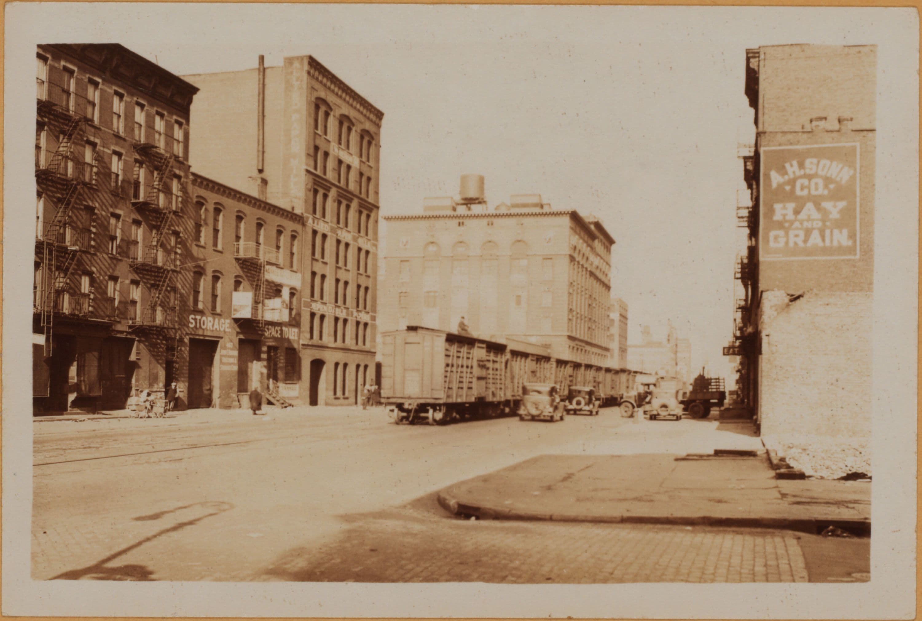 Manhattan: 11th Avenue - 37th Street (West), 1932–1934