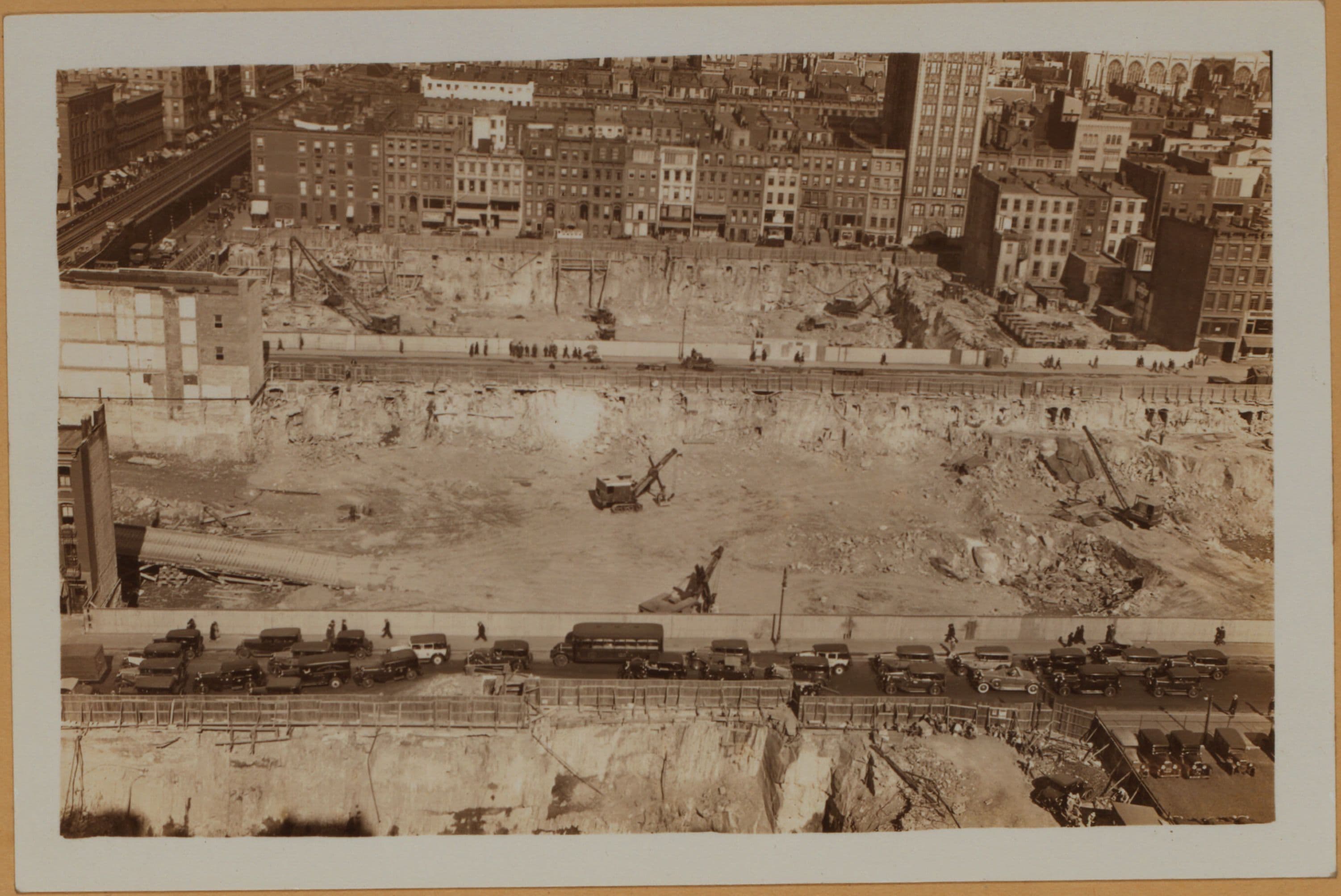 Manhattan: 51st Street (West) - 6th Avenue