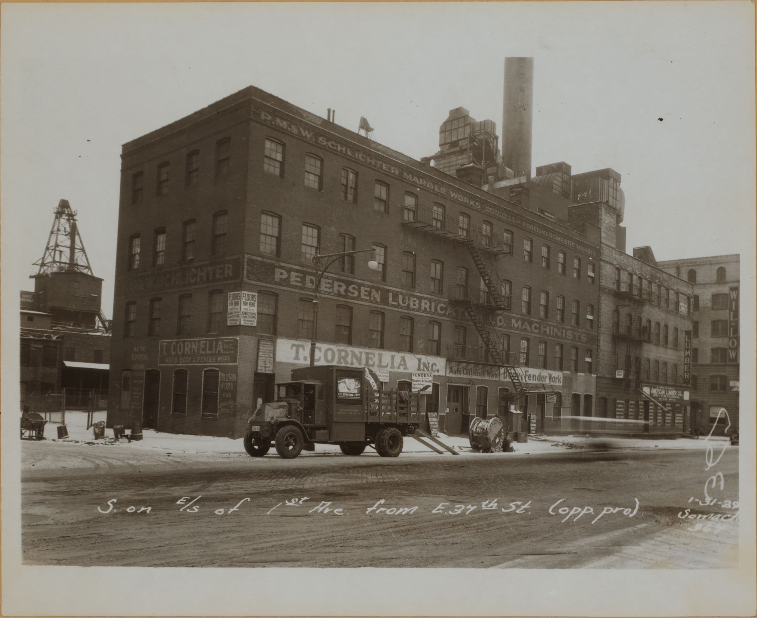 Manhattan: 1st Ave. - 36th St. E.