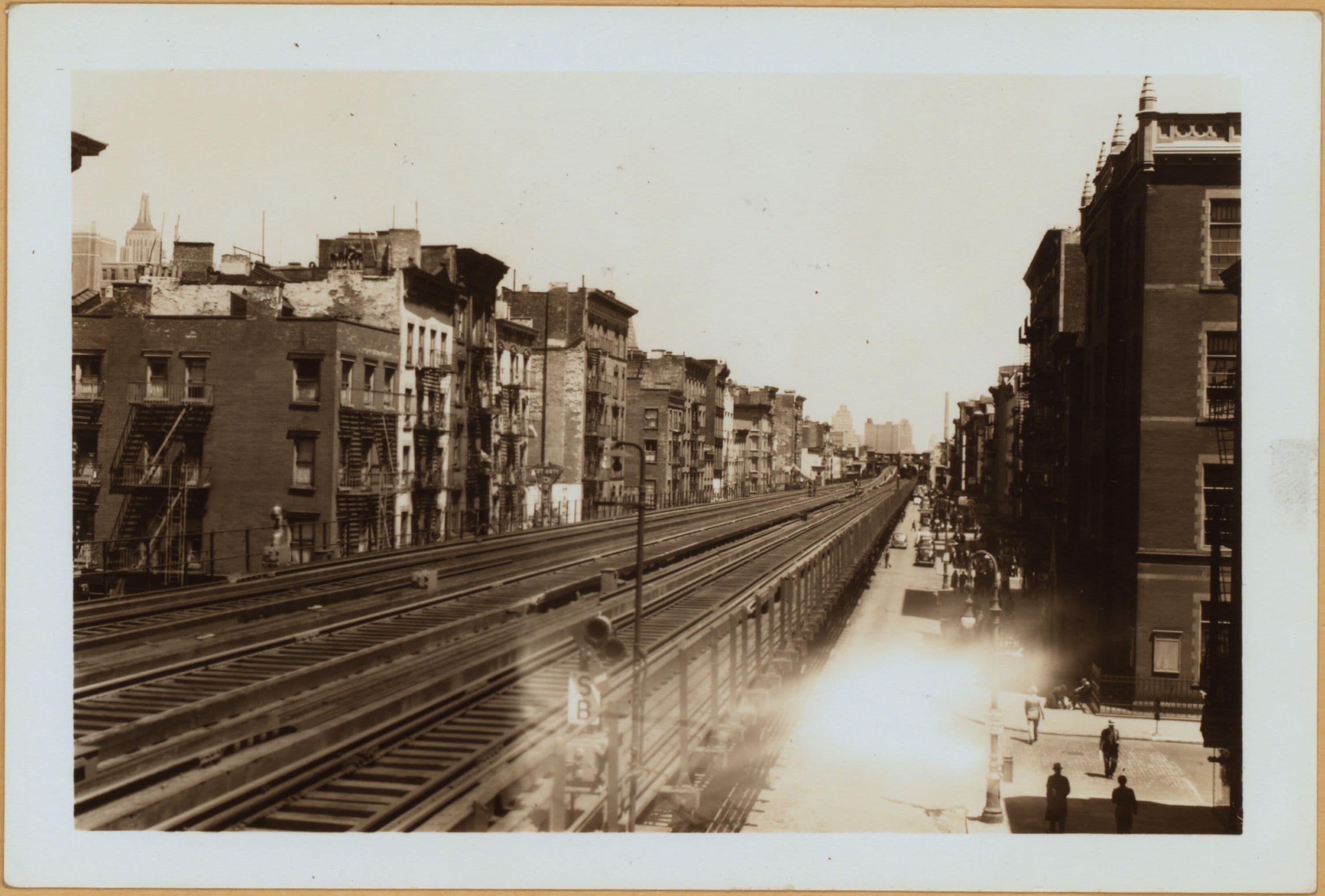 Manhattan: 1st Ave. - 2nd St.