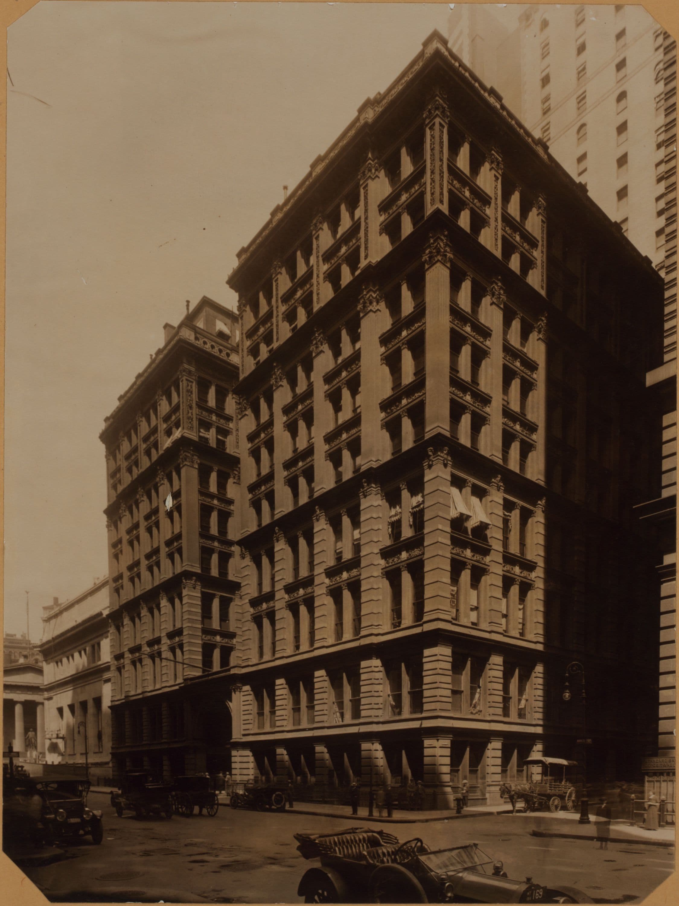 Manhattan: Broad Street - Exchange Place
