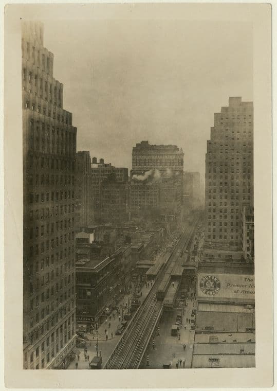 Sixth Avenue - 41st Street looking south