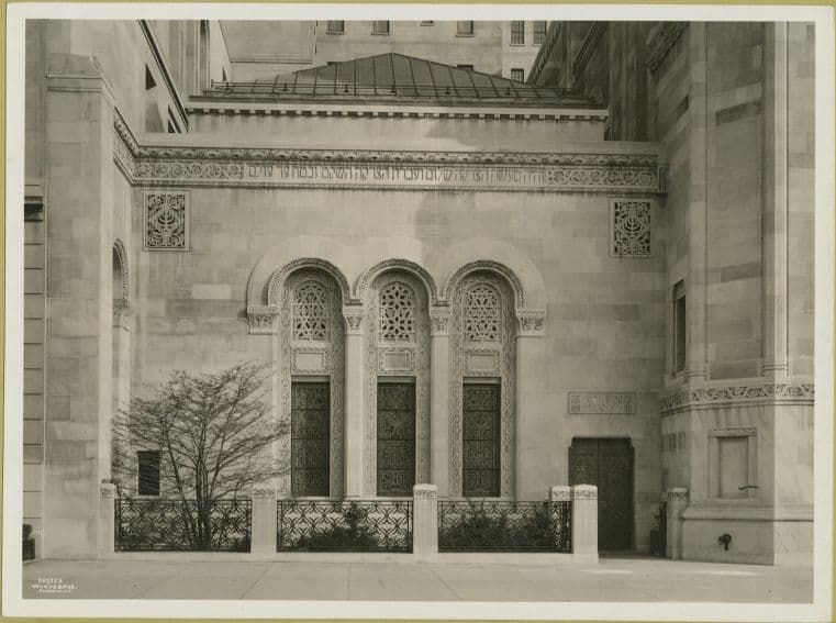 Fifth Avenue - 65th Street, northeast corner