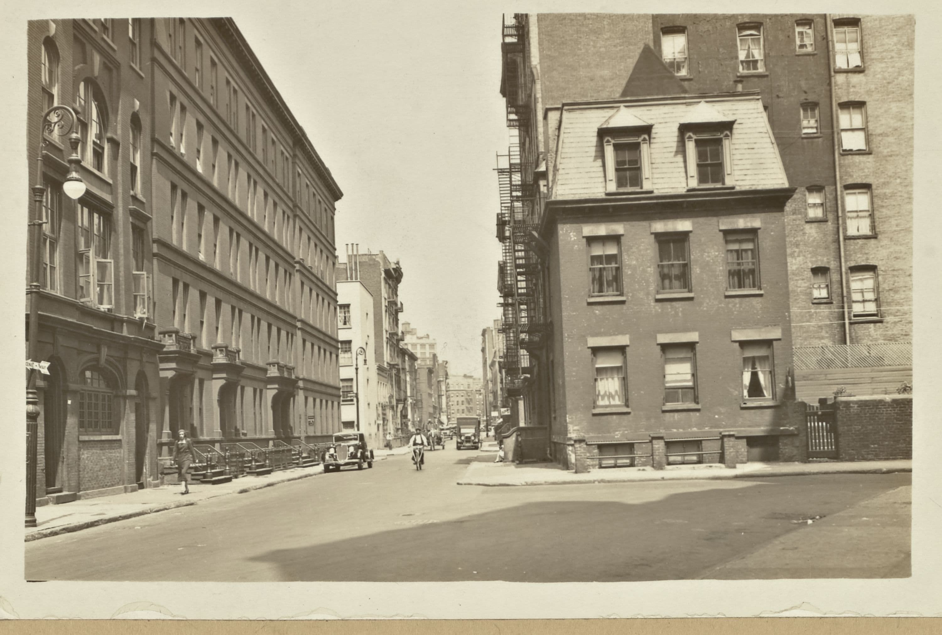 Manhattan: Barrow Street - Commerce Street