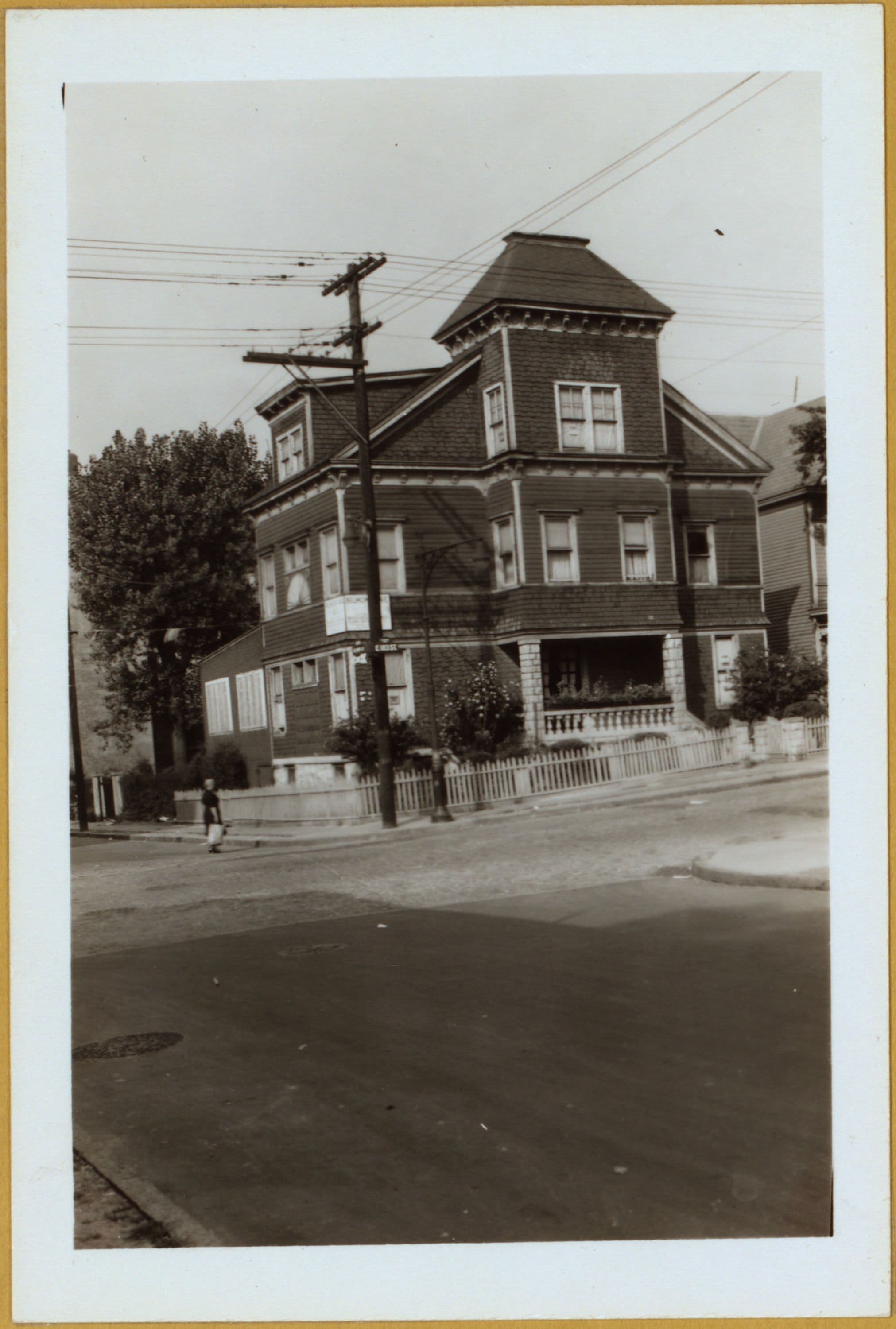 Bronx: Belmont Avenue - 183rd Street