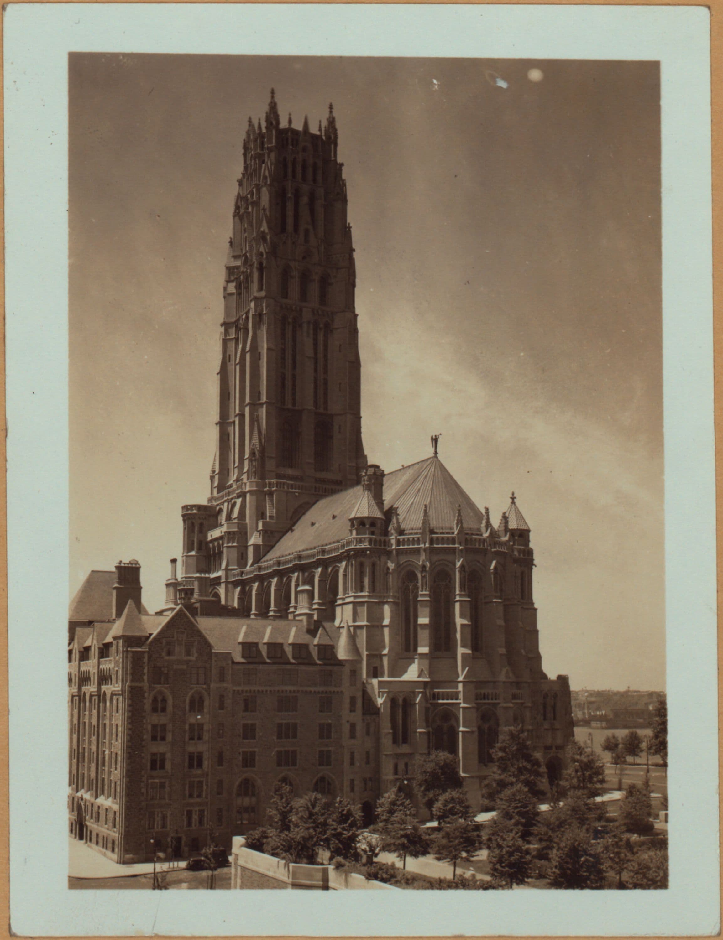 Manhattan: Riverside Drive - 122nd Street (West)