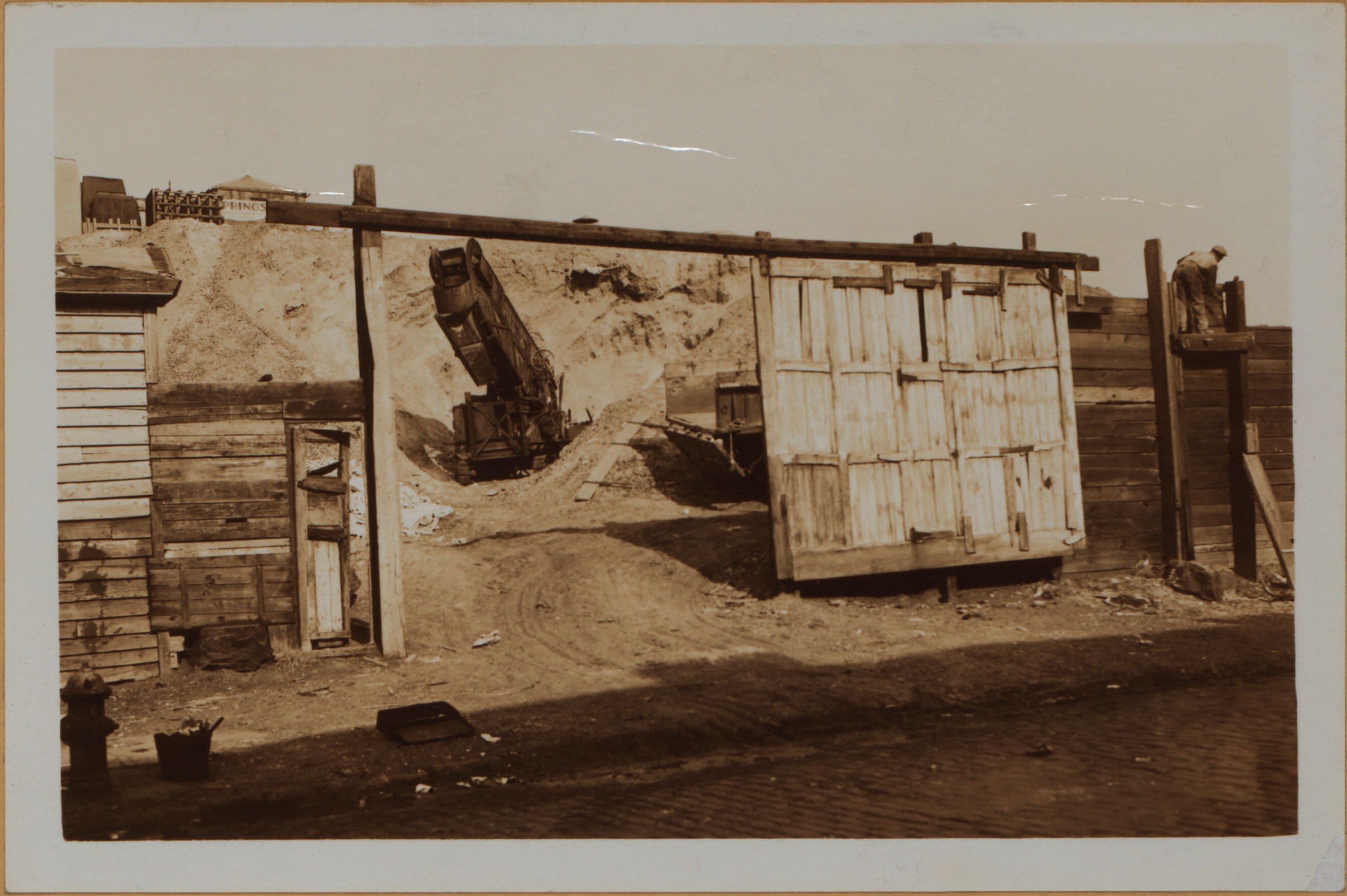 Manhattan: 103rd Street (East) - 1st Avenue