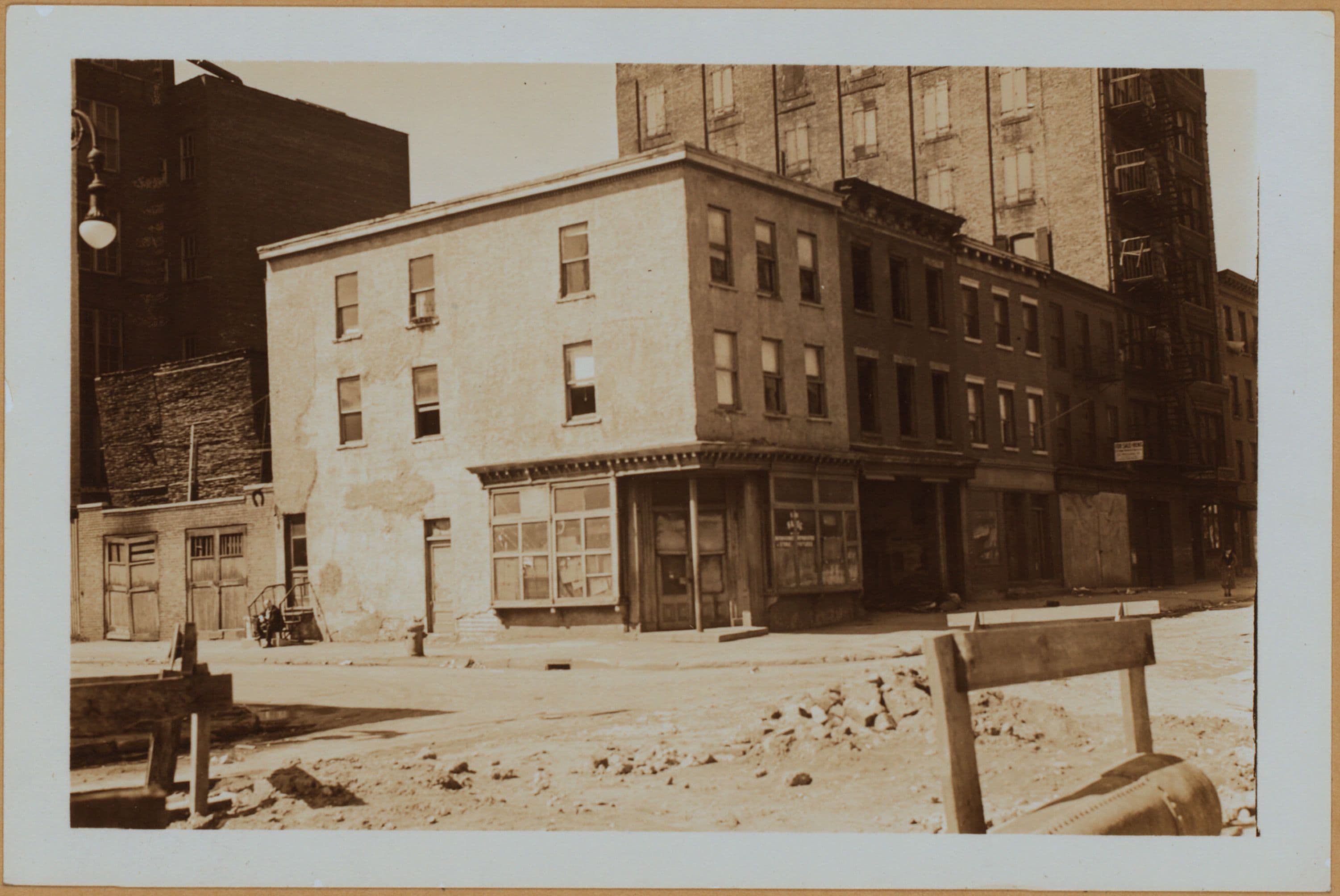 Manhattan: Houston Street (East) - Mangin Street, 1932–1936