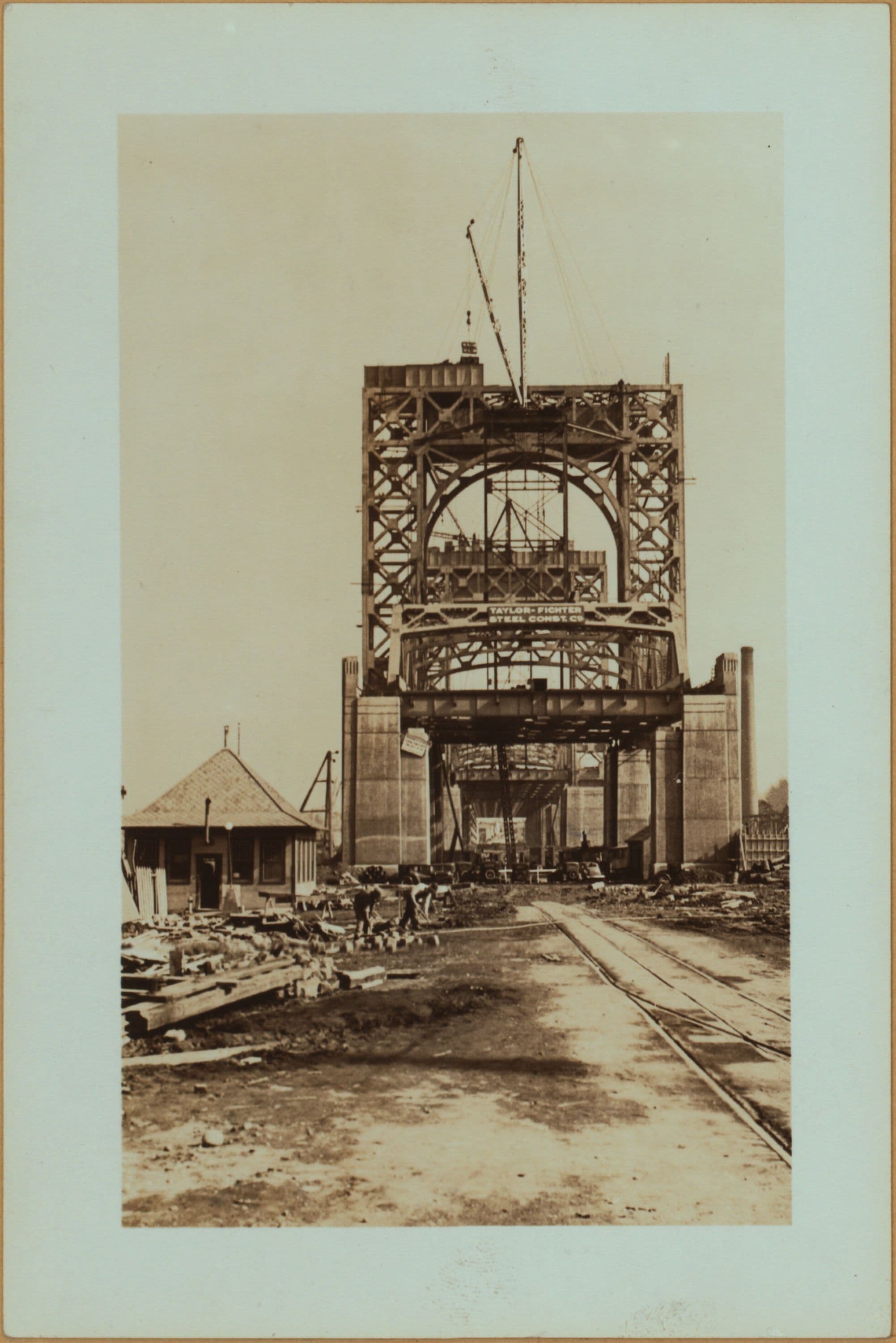 Bridges - Triborough Bridge - [Construction of Randall's Island tower.]