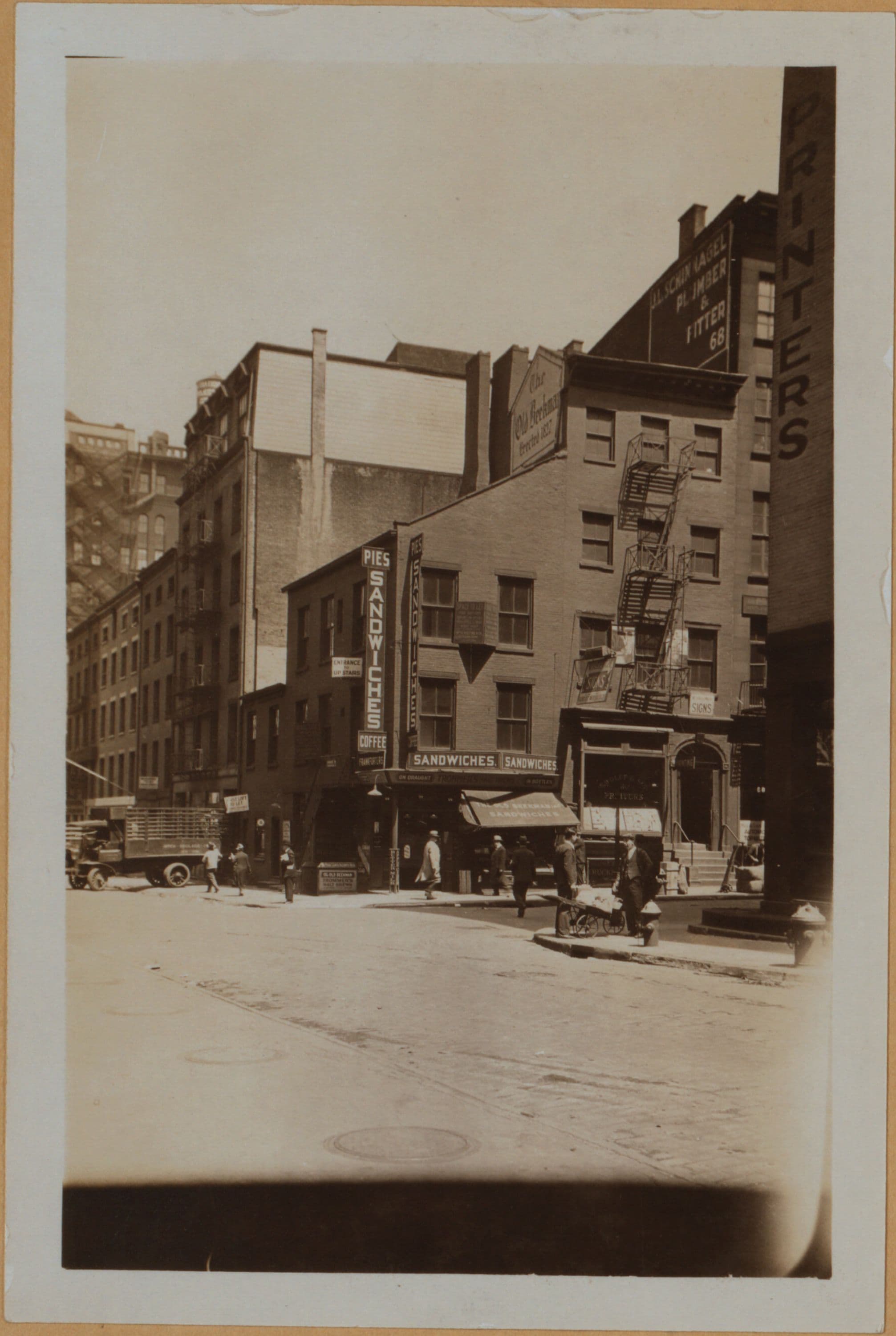 Manhattan: Gold Street - Beckman Street