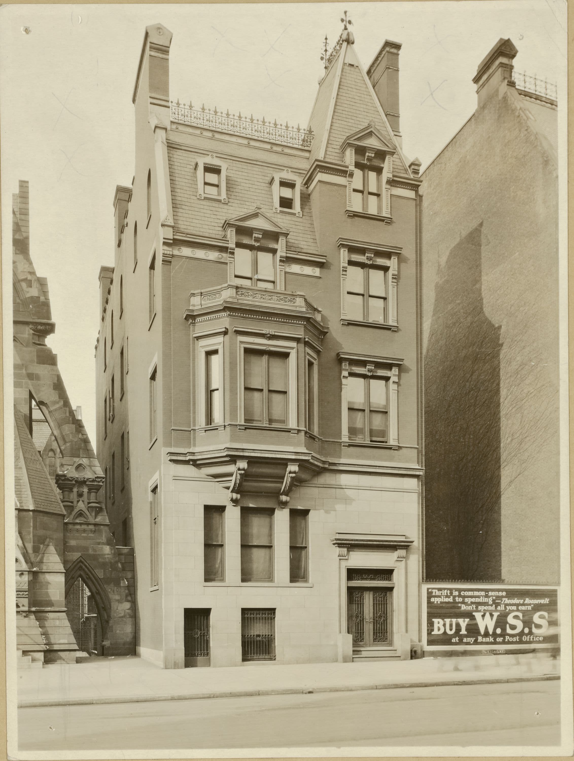 Manhattan: 5th Avenue - 48th Street