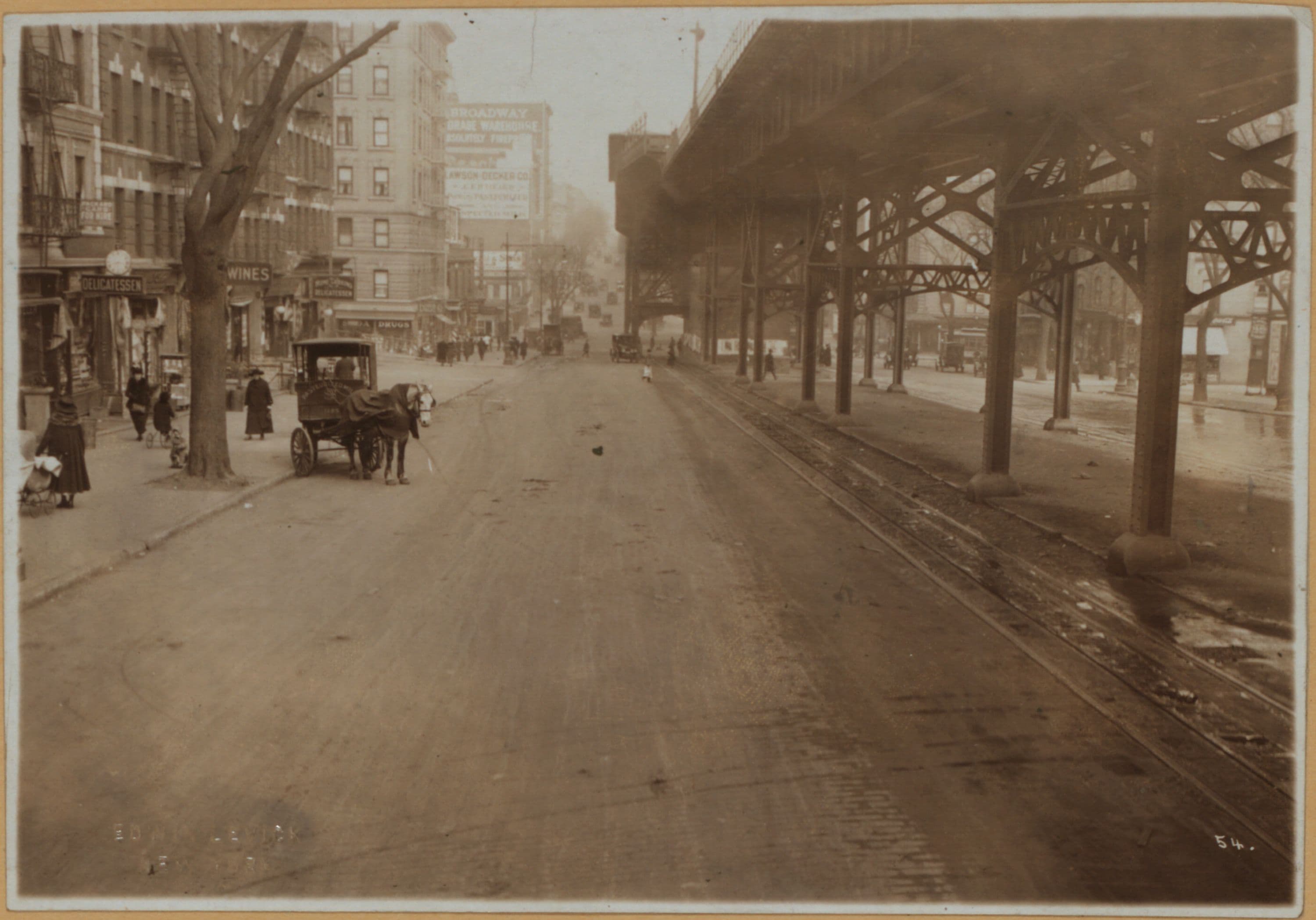 Manhattan: Broadway - 126th Street