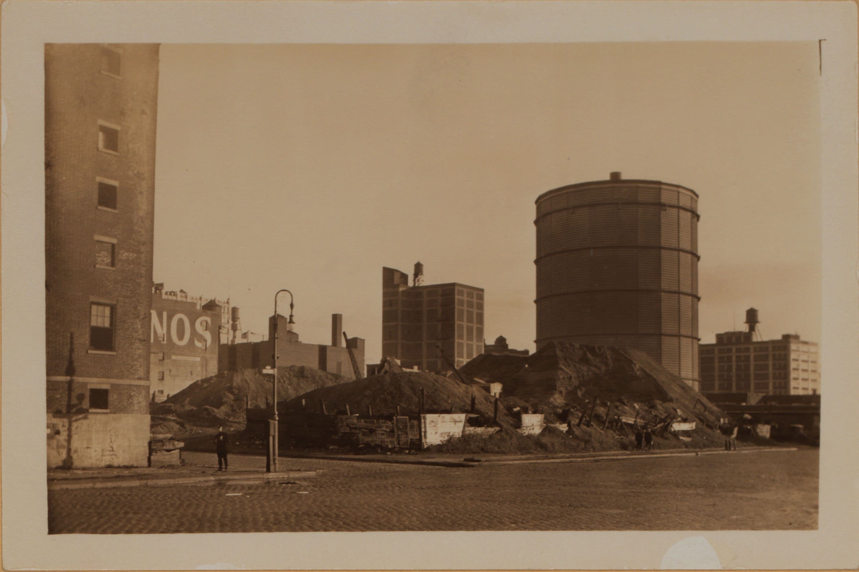 Manhattan: 12th Avenue - 48th Street