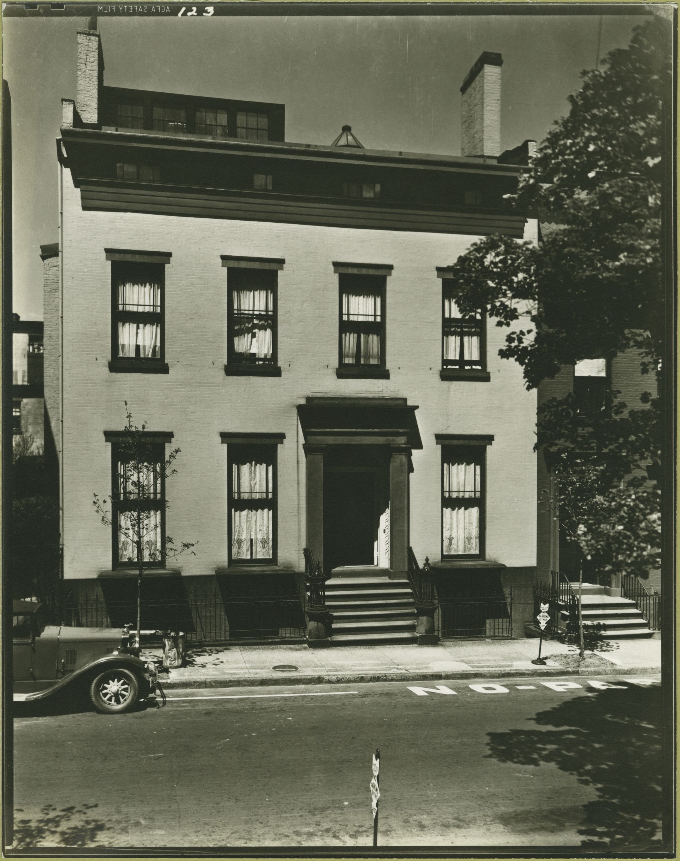Brooklyn: Willow Place.
