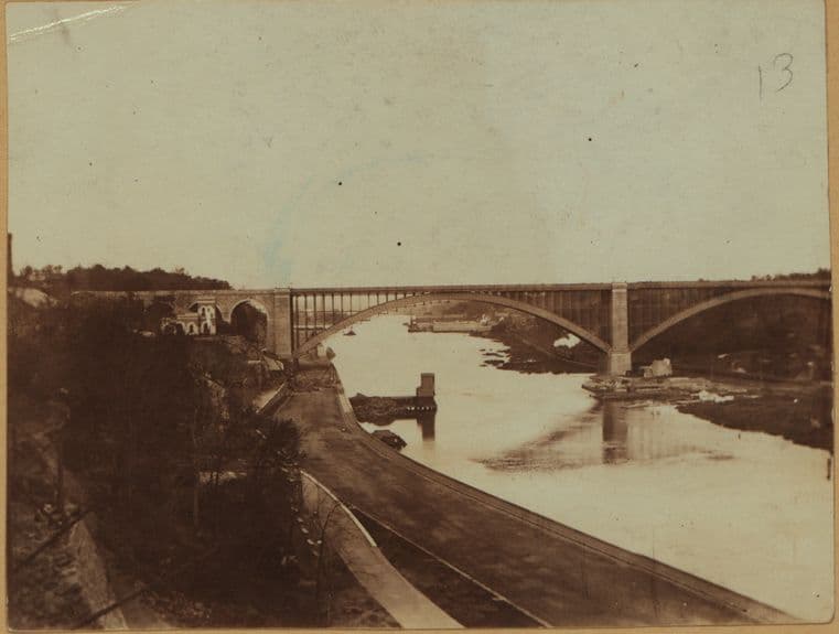 Bridges - Washington Bridge - [Harlem River (North) - Harlem Bridge.]