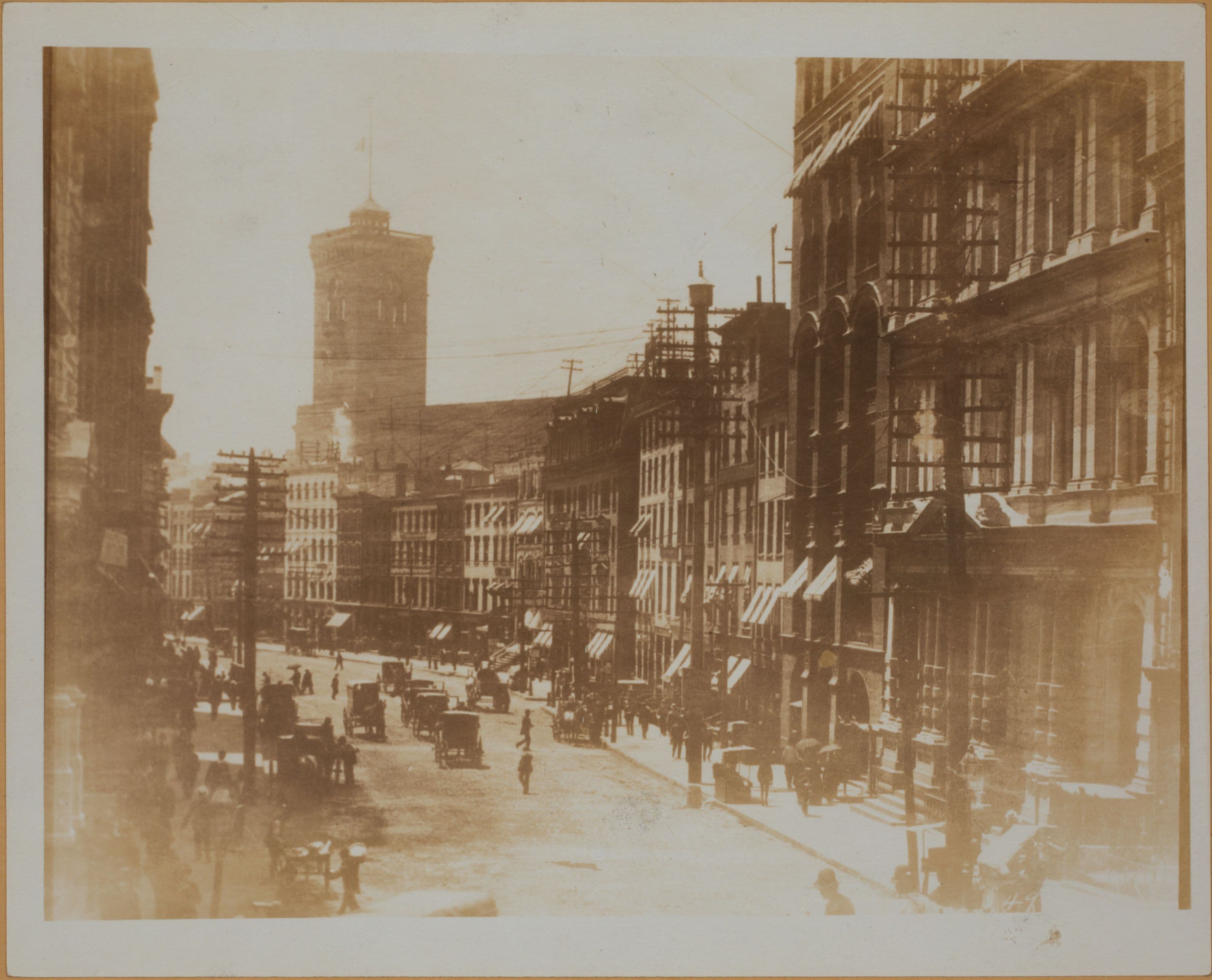 Manhattan: Broad Street - Wall Street