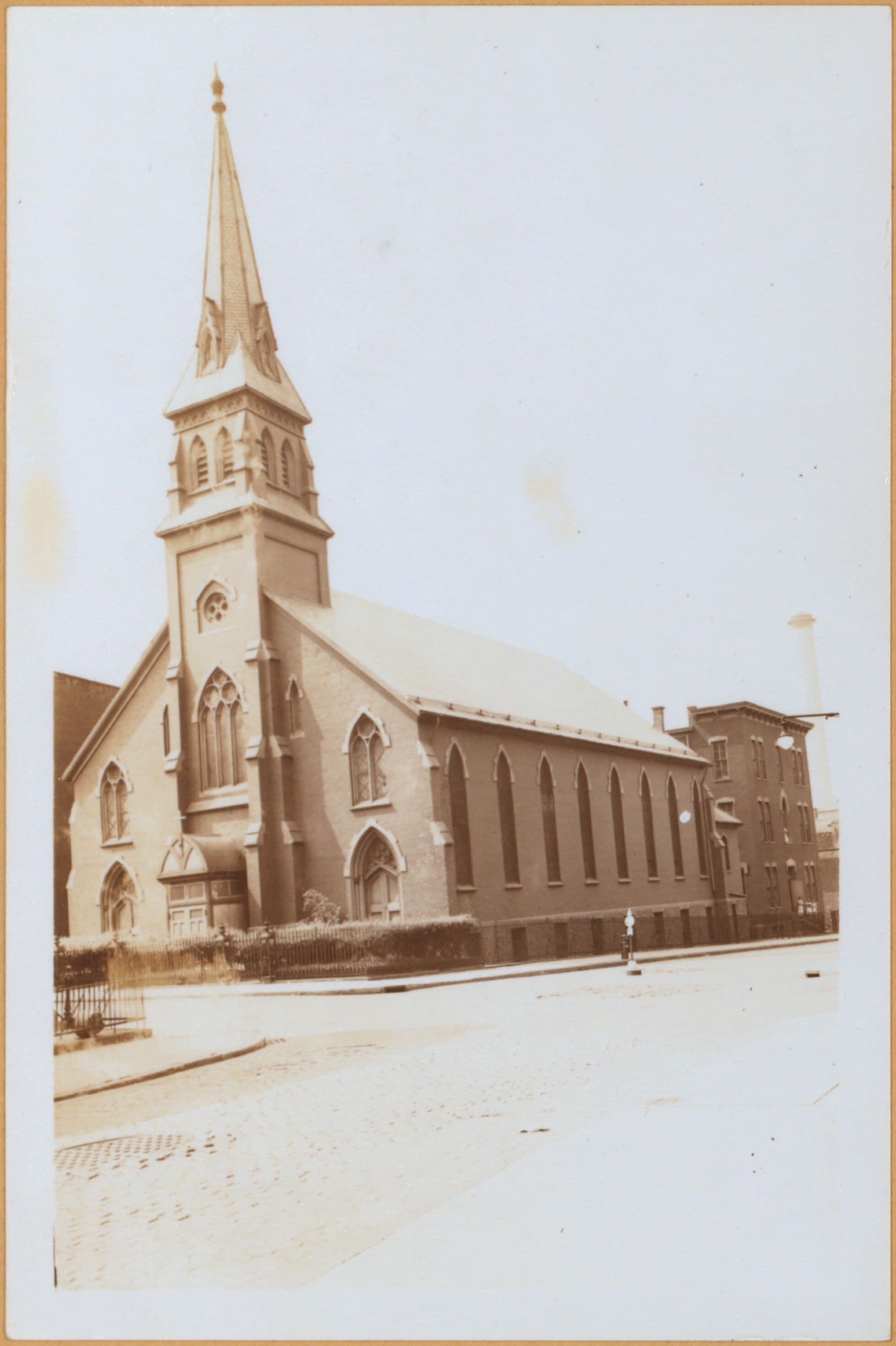 Brooklyn: Front Street - Gold Street