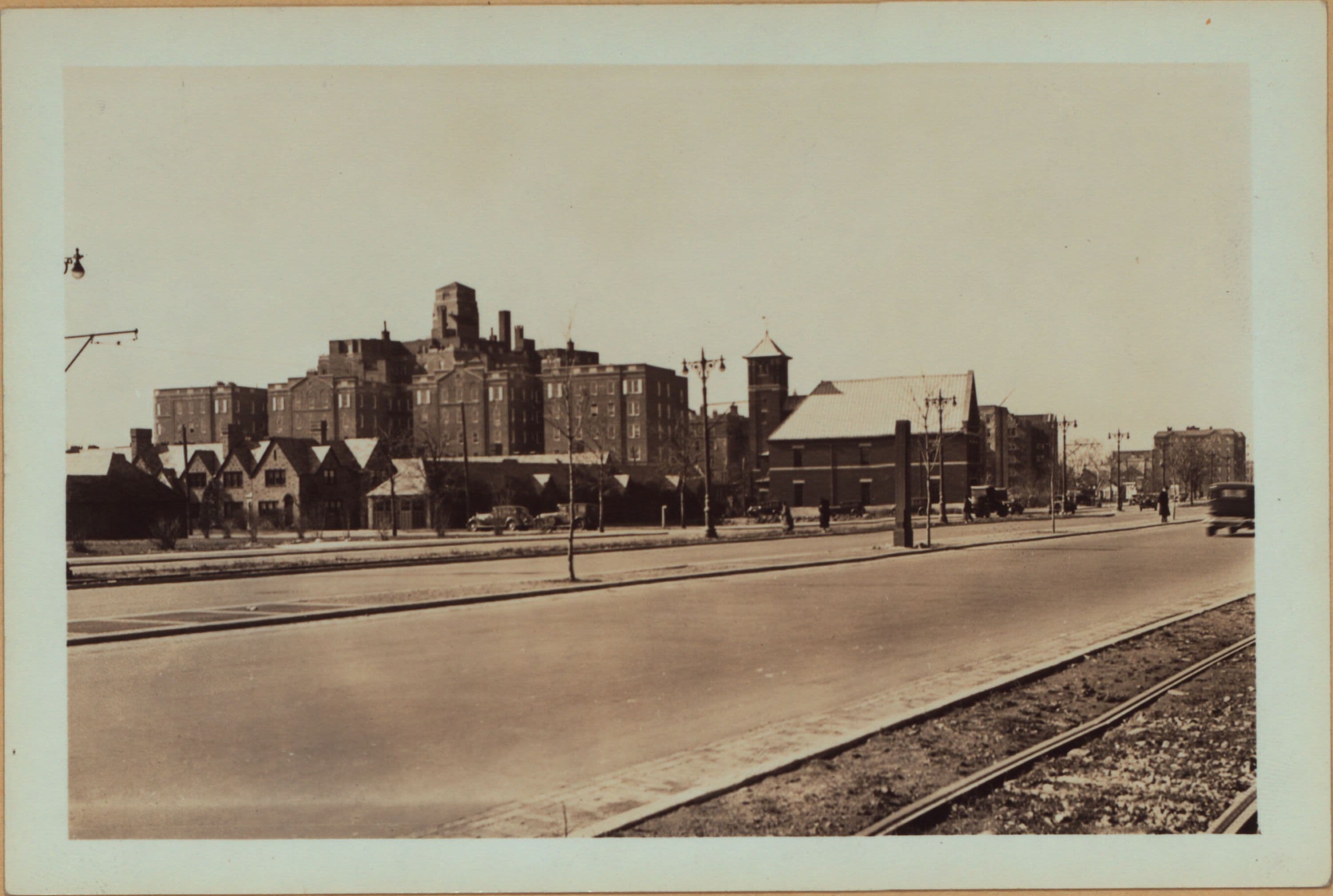 Queens: Queens Boulevard - 75th Road