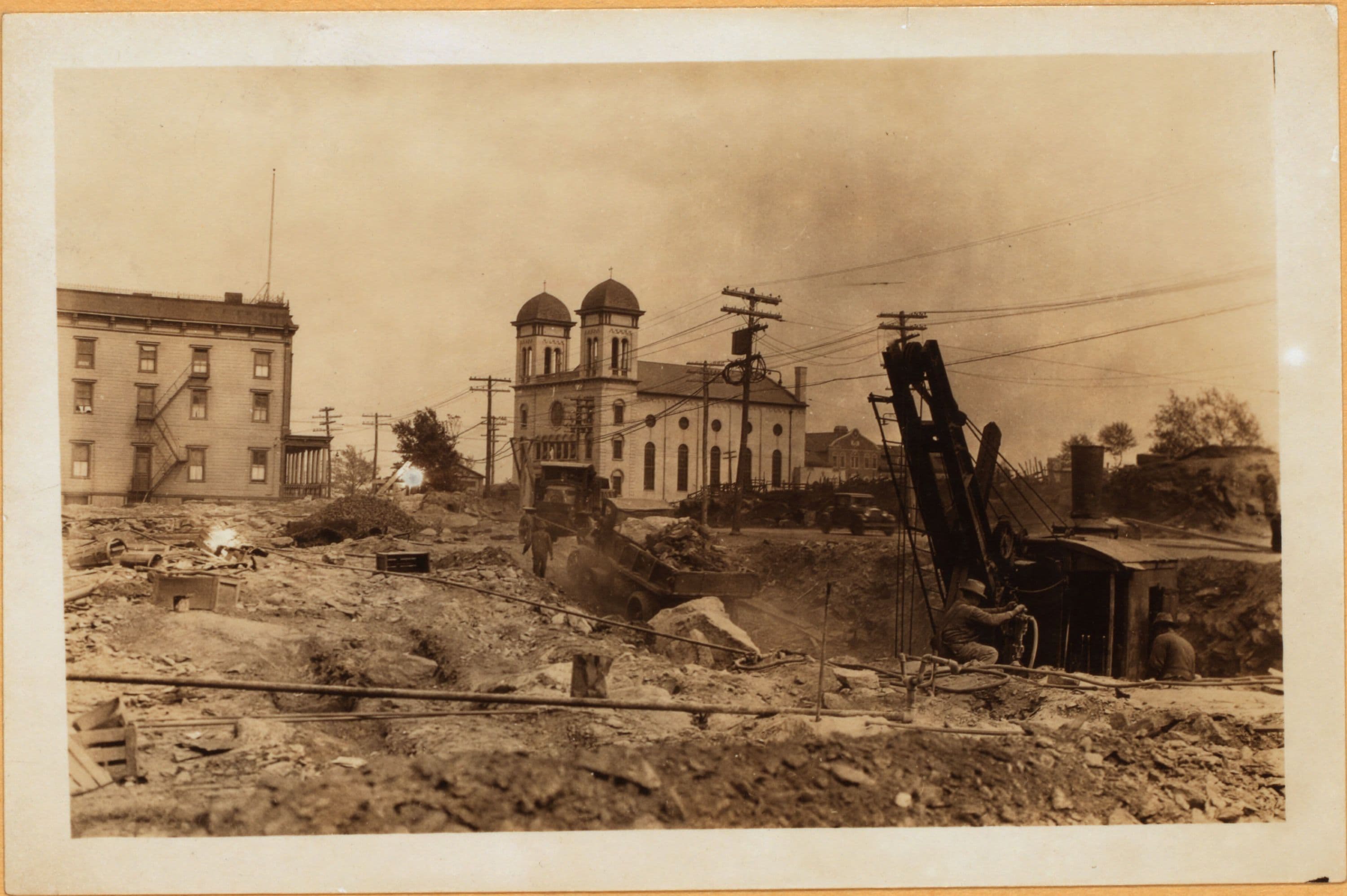Bronx: Gun Hill Road (East) - Holland Avenue, 1928