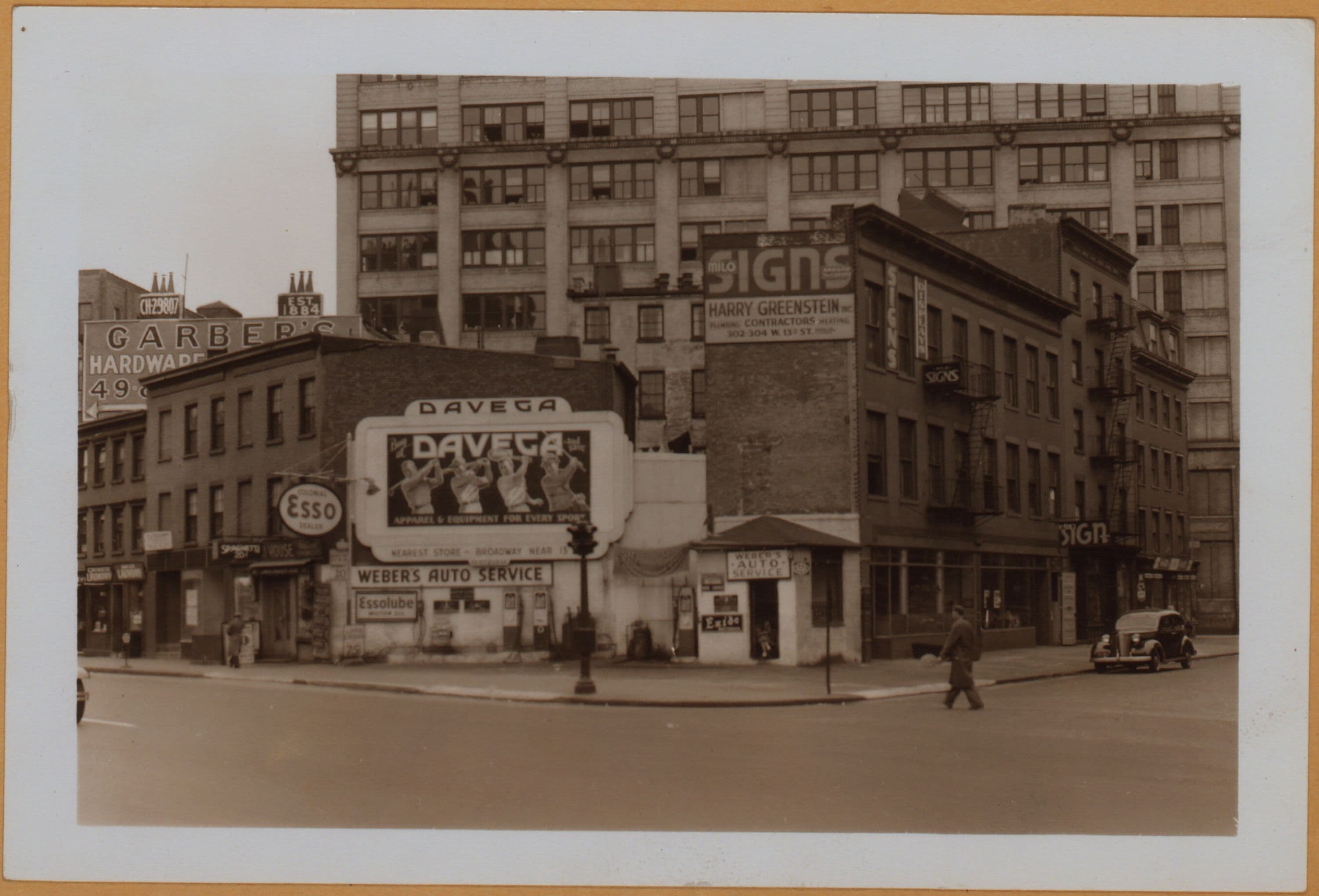 Manhattan: 8th Avenue - 13th Street (West), 1932