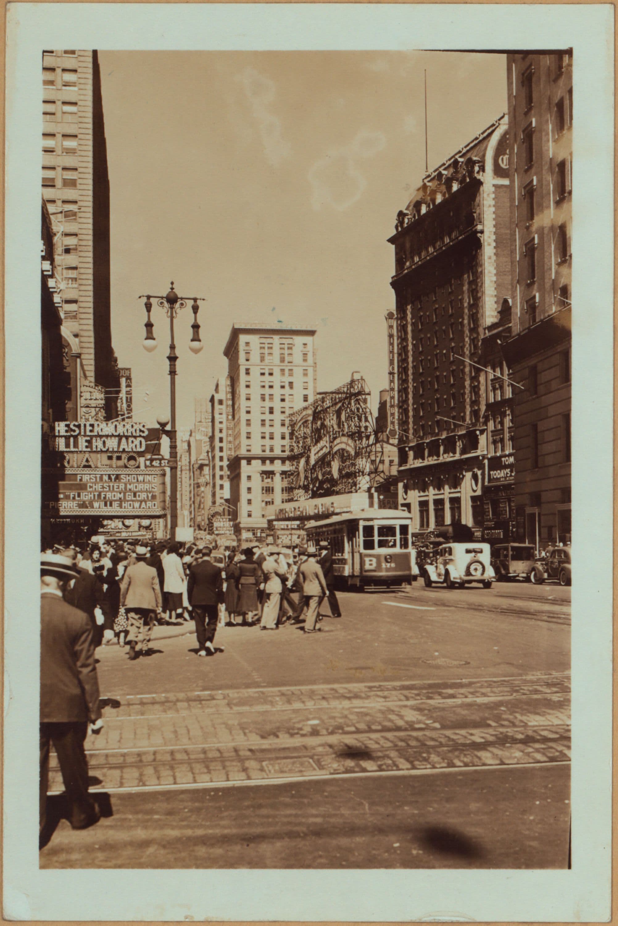 Manhattan: Broadway - 42nd Street (West)