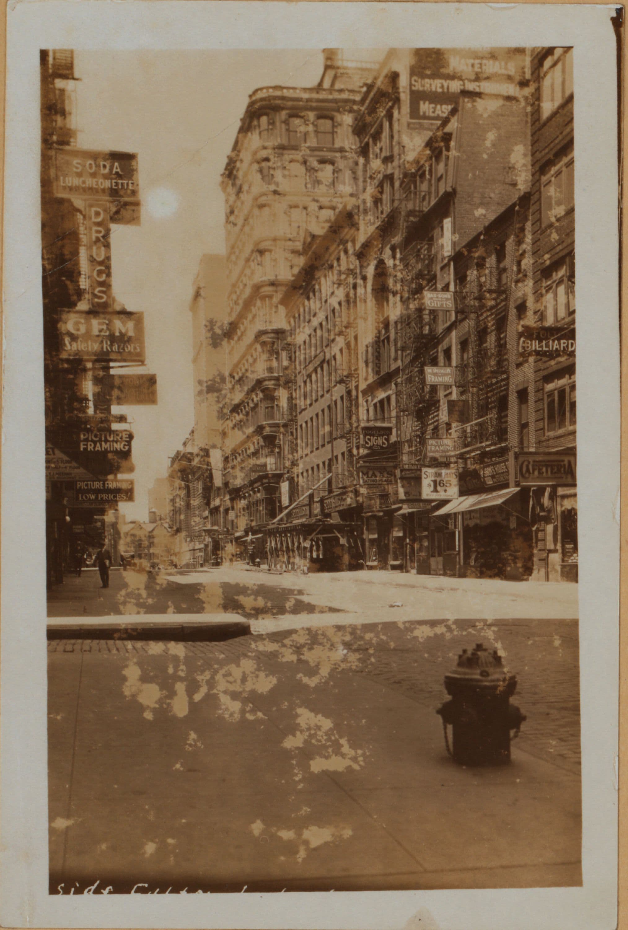 Manhattan: Fulton Street - Dutch Street