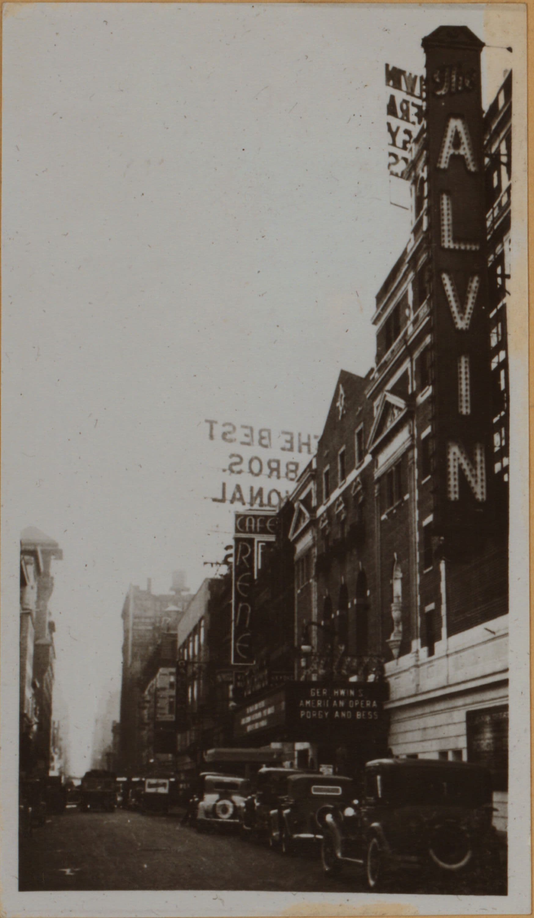 Manhattan: 52nd Street (West) - 8th Avenue