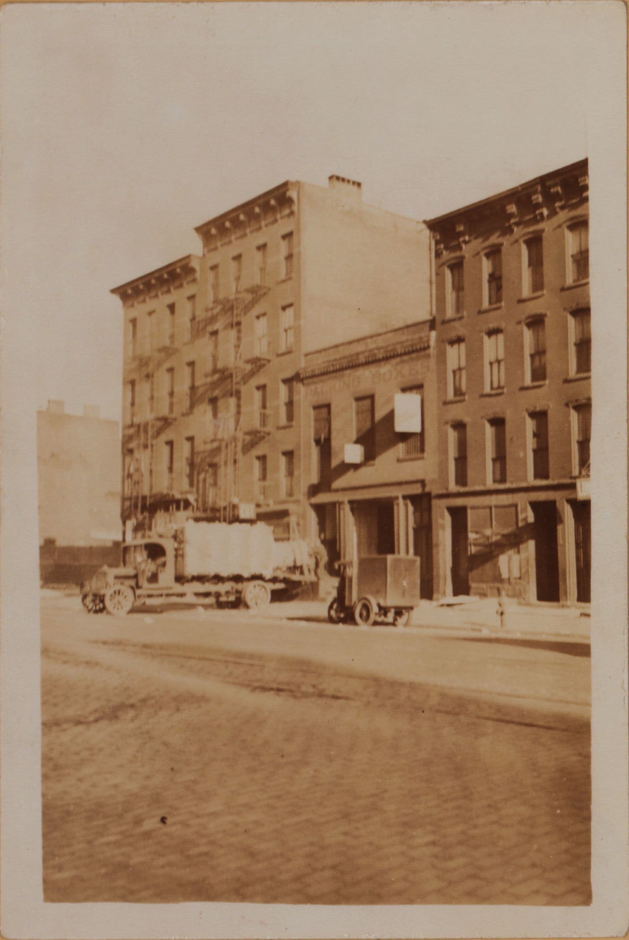 Manhattan: 11th Avenue - 37th Street (West), 1932-02-01