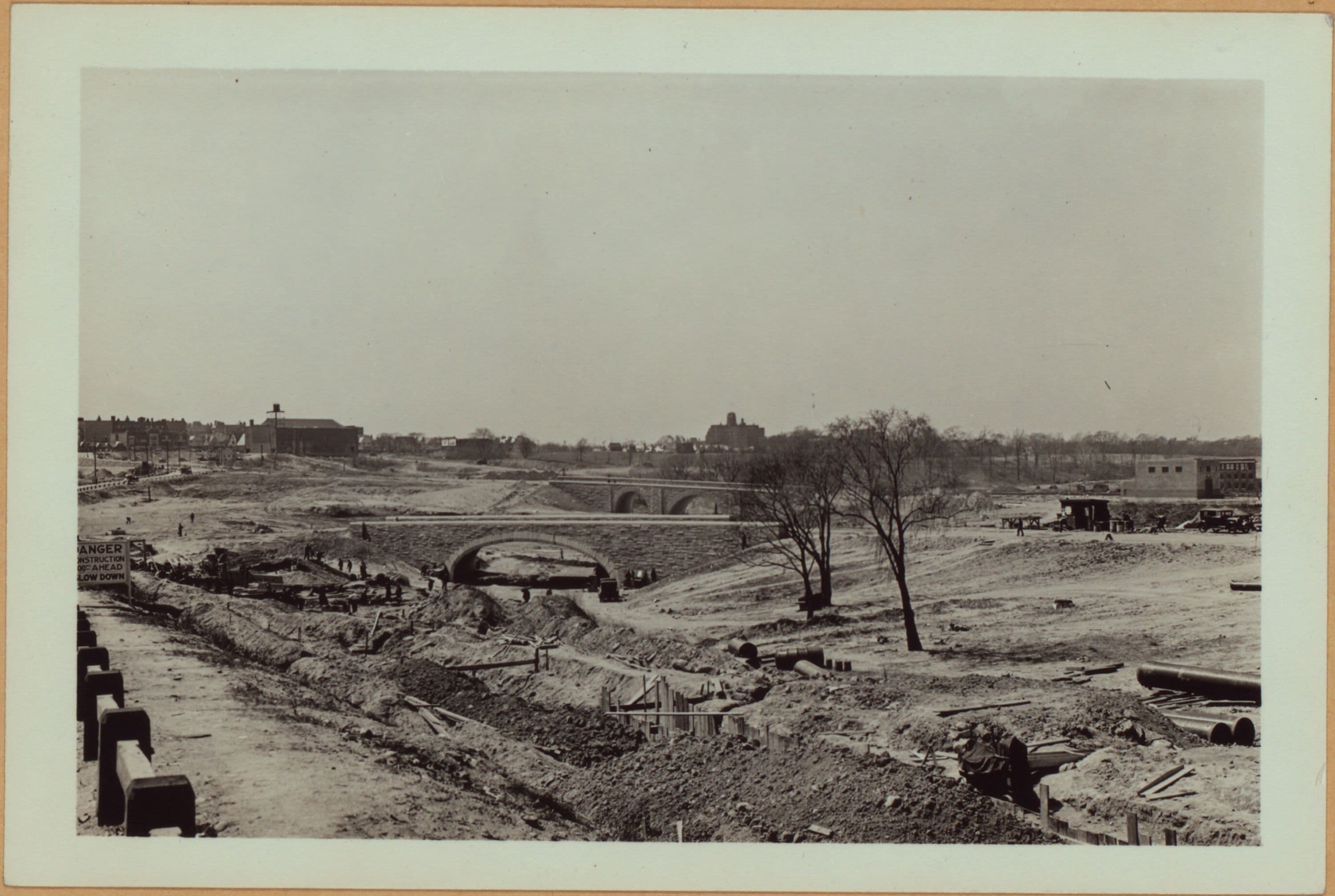 Queens: Grand Central Parkway - 78th Avenue, 1936–1937