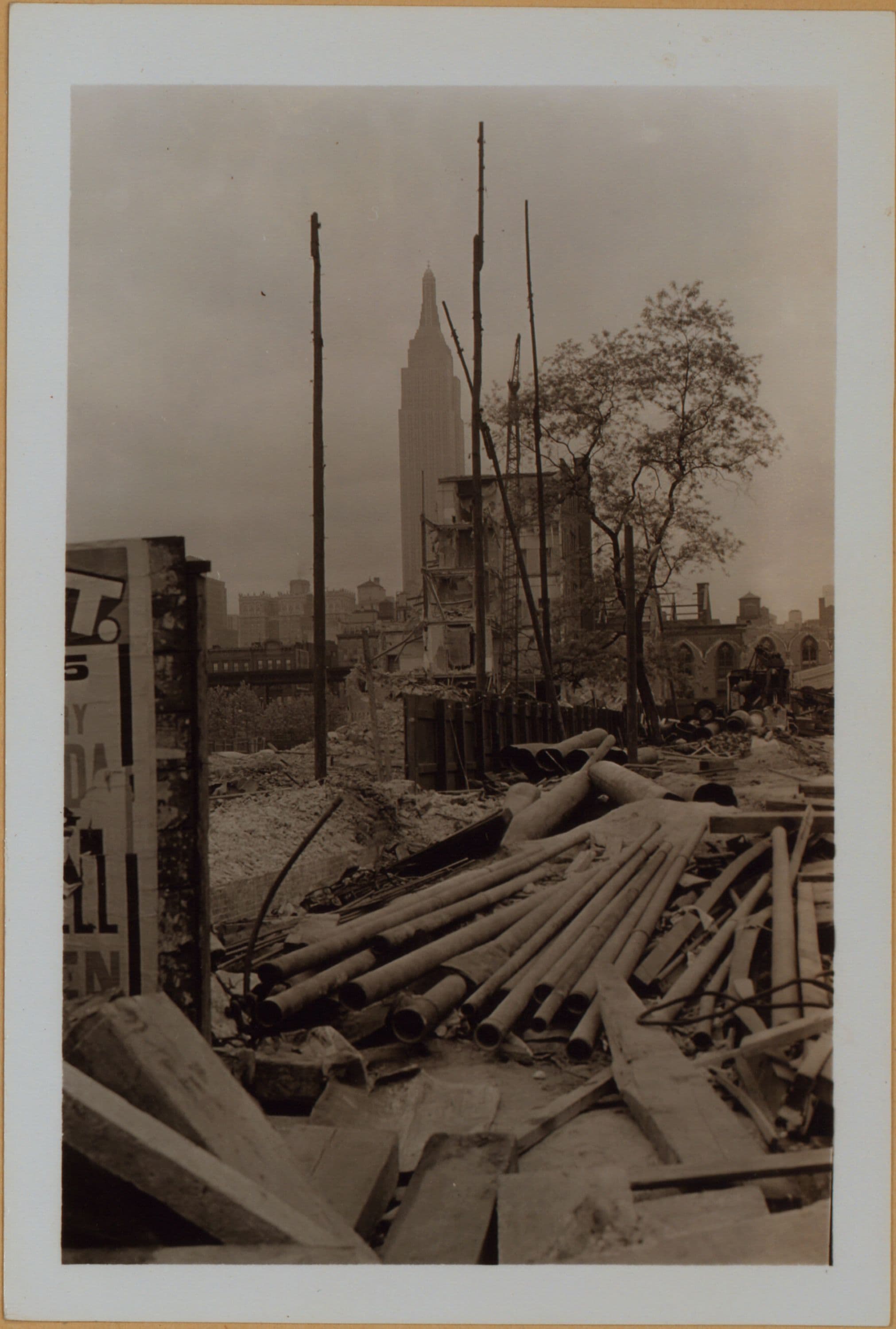 Manhattan: 37th Street - 1st Avenue