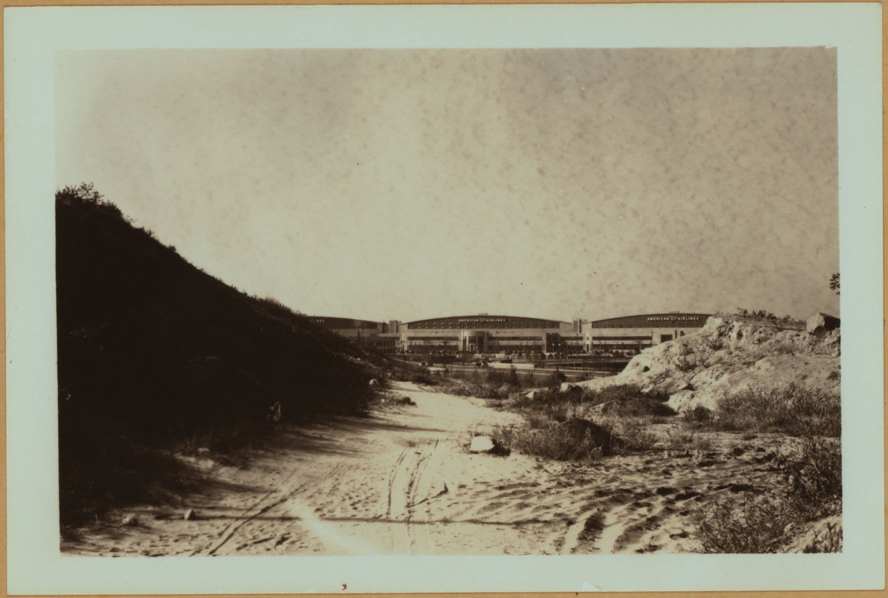 Airports - LaGuardia Field - [Queens].
