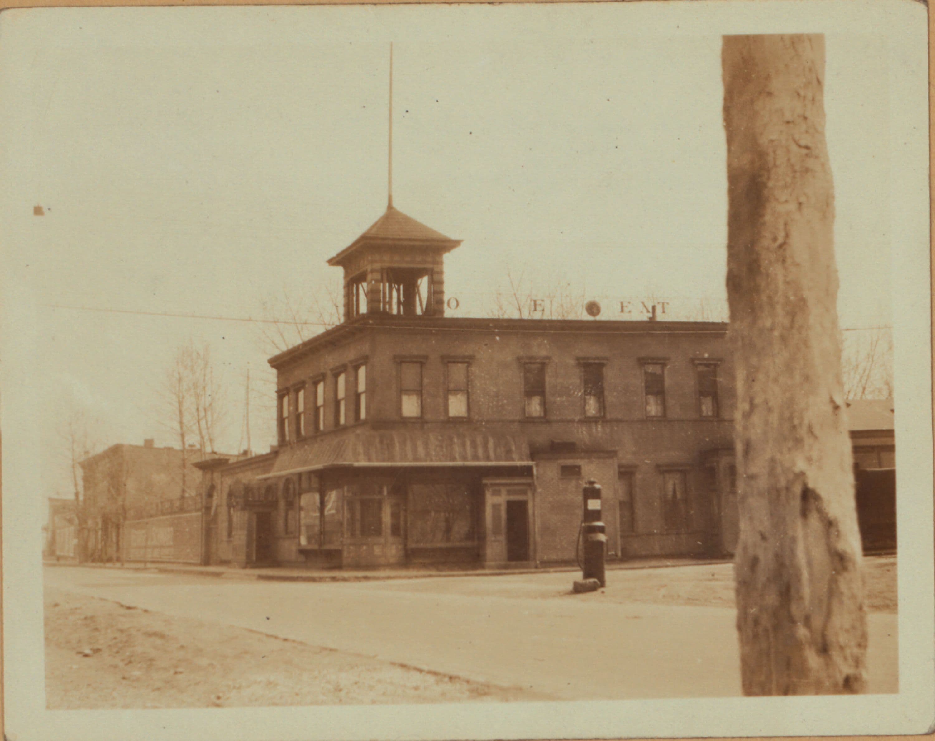 Queens: Cooper Avenue - 67th Street