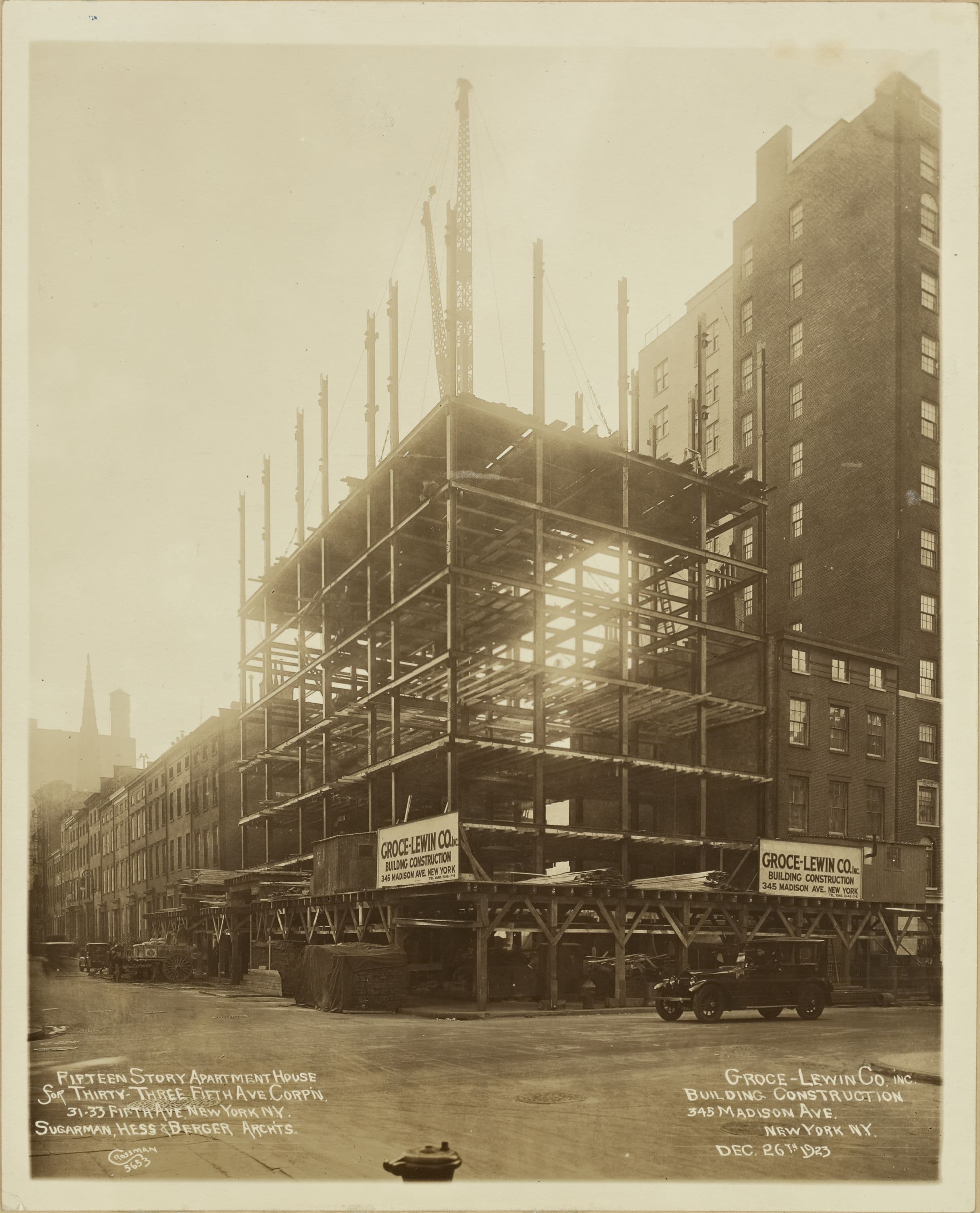 Manhattan: 5th Avenue - 10th Street, 1923