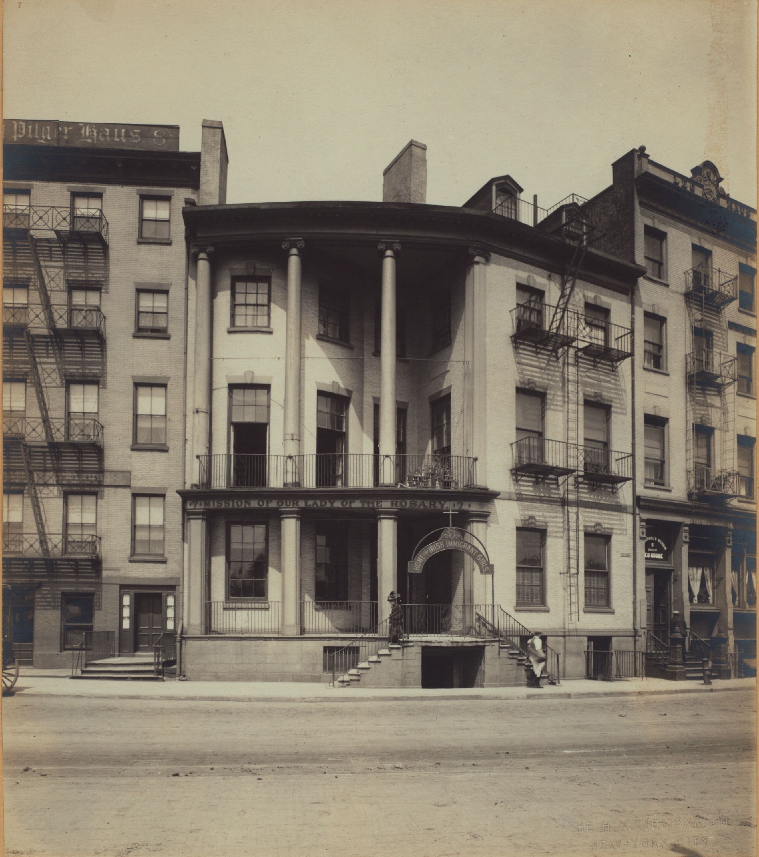 Manhattan: State Street - Whitehall Street