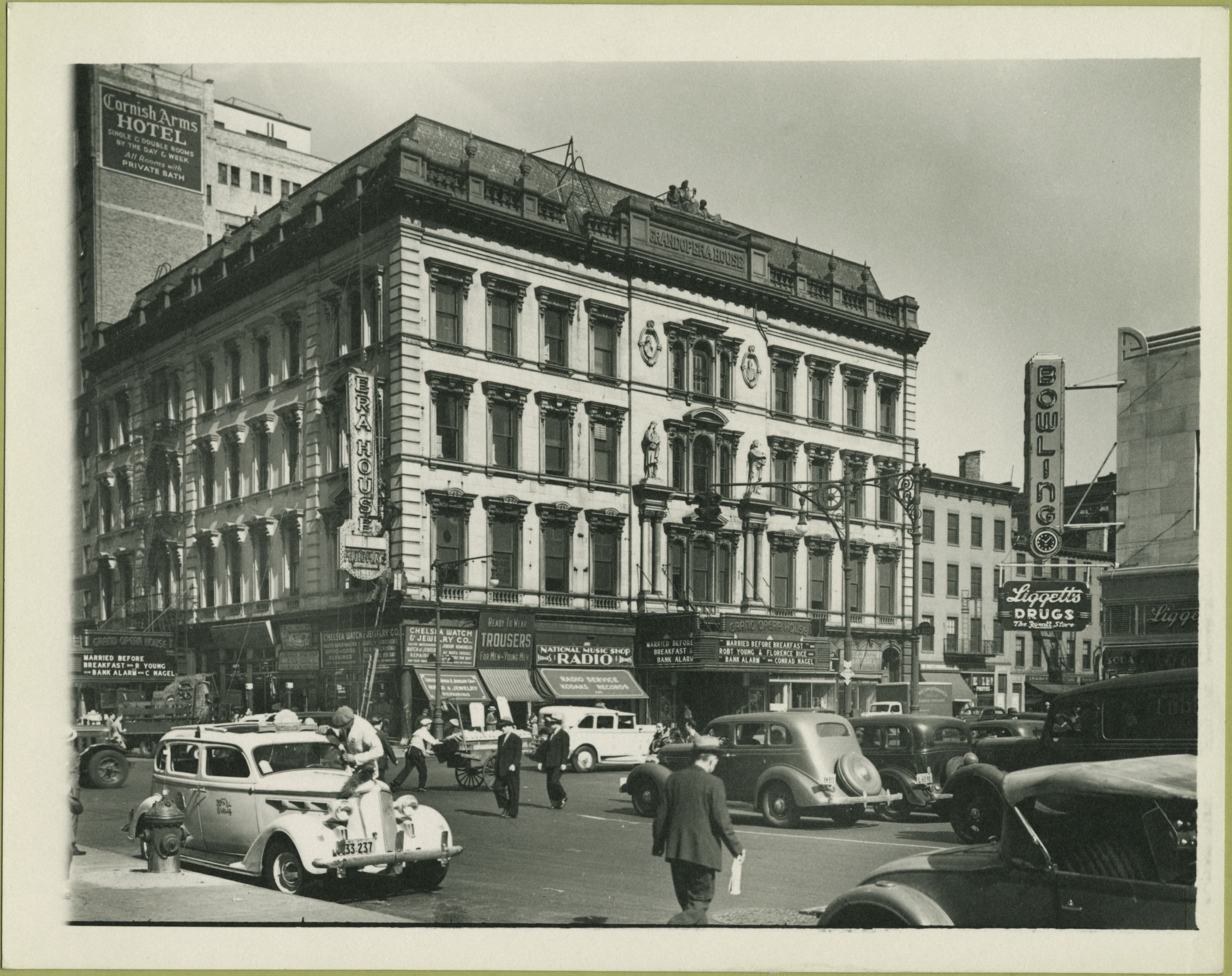 Manhattan: 23rd Street (West) - 8th Avenue.