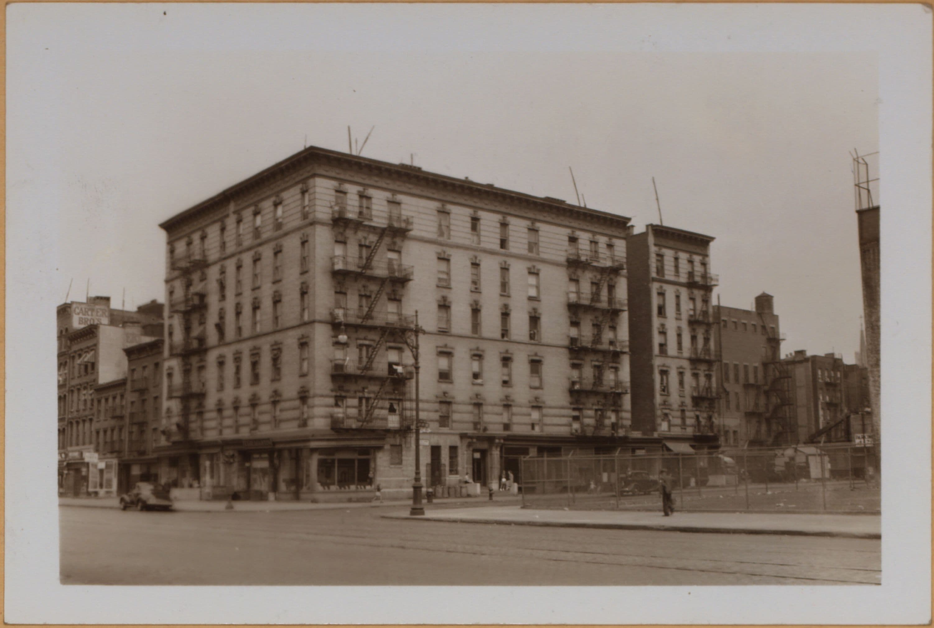Manhattan: 10th Avenue - 26th Street