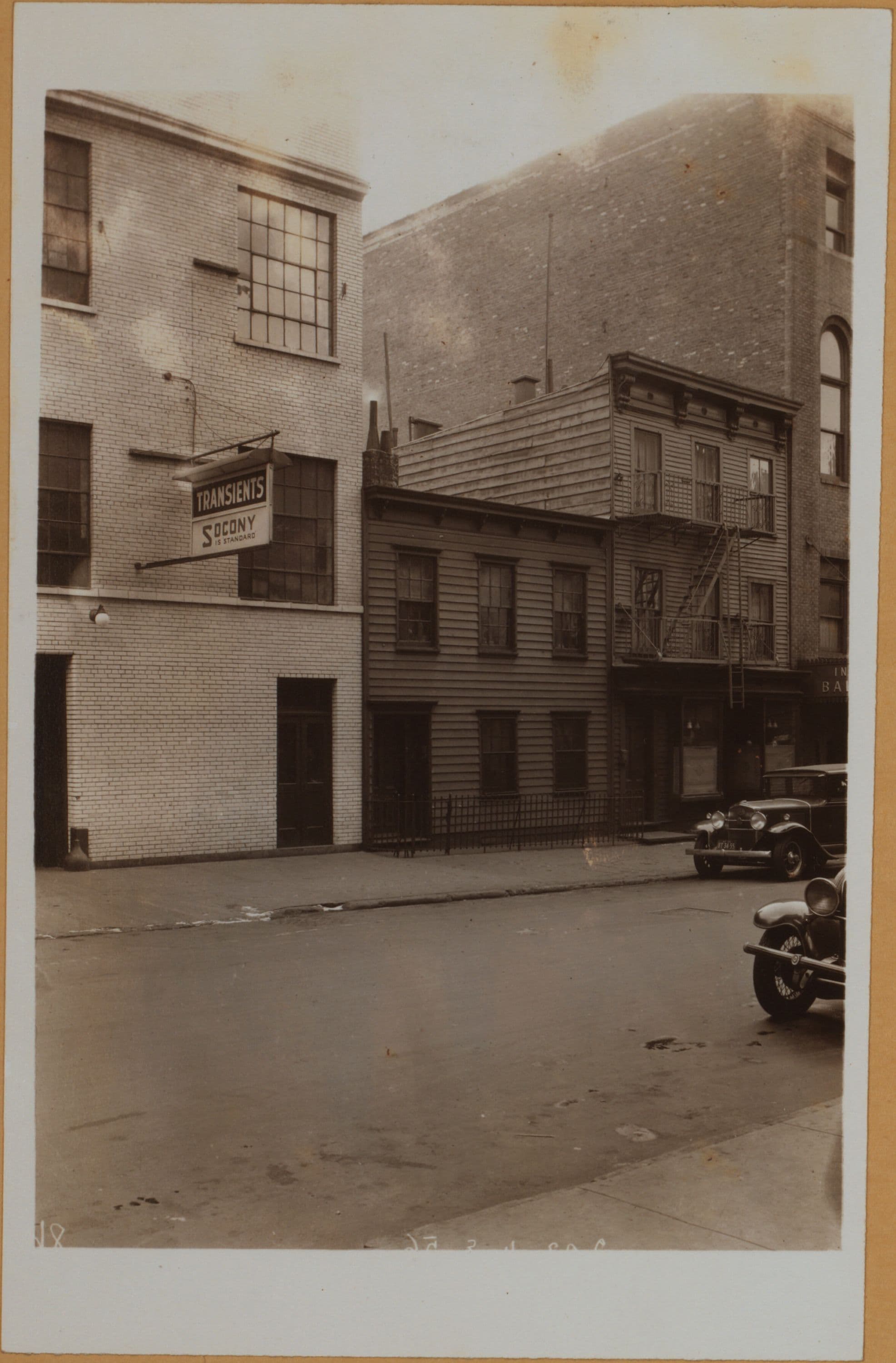 Manhattan: 56th Street (East) - 3rd Avenue