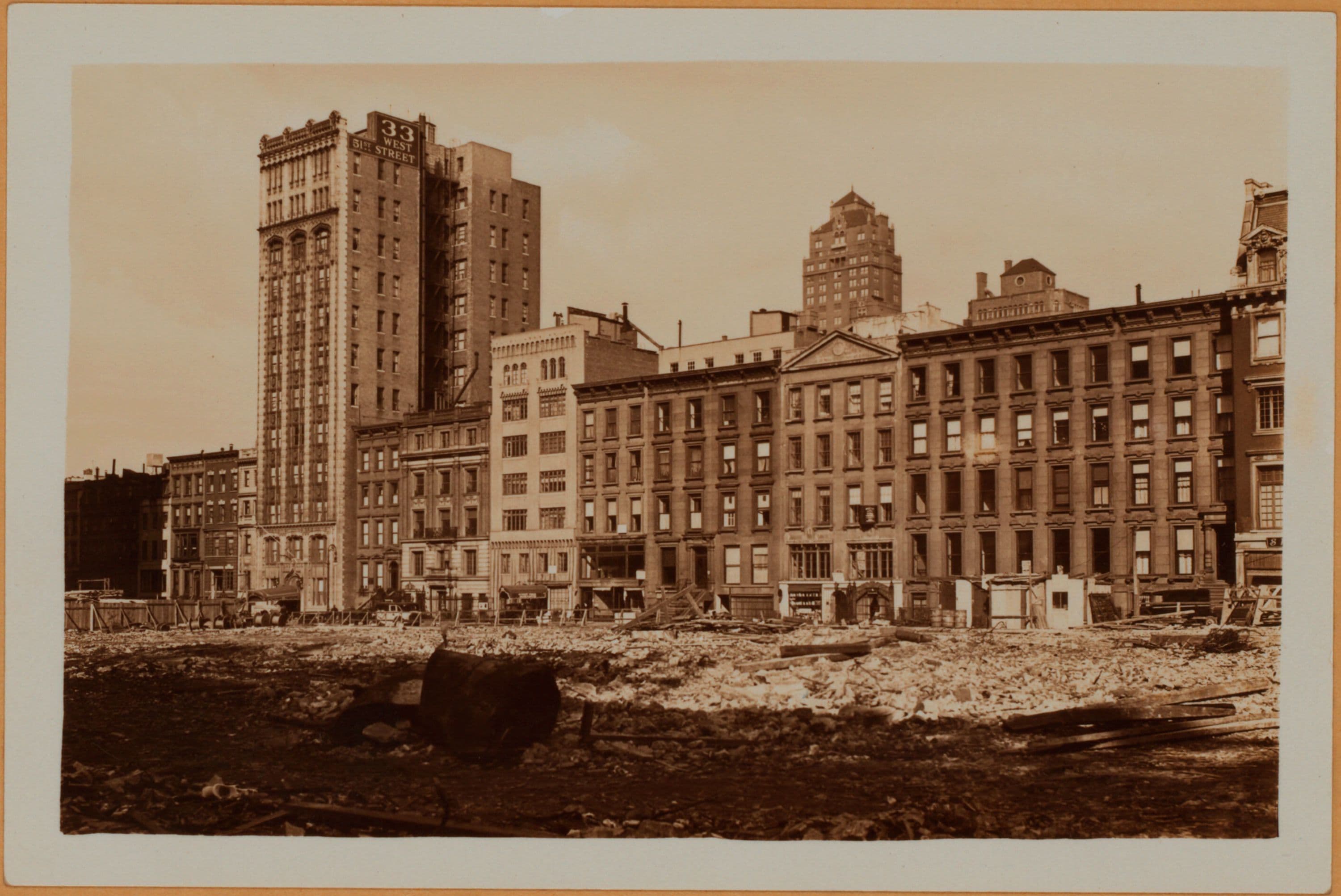 Manhattan: 51st Street - 5th Avenue